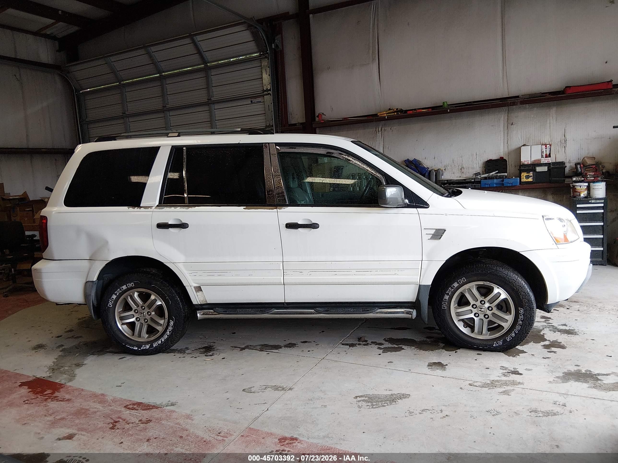 2005 Honda Pilot Ex-l Белый vin: 5FNYF18665B009195