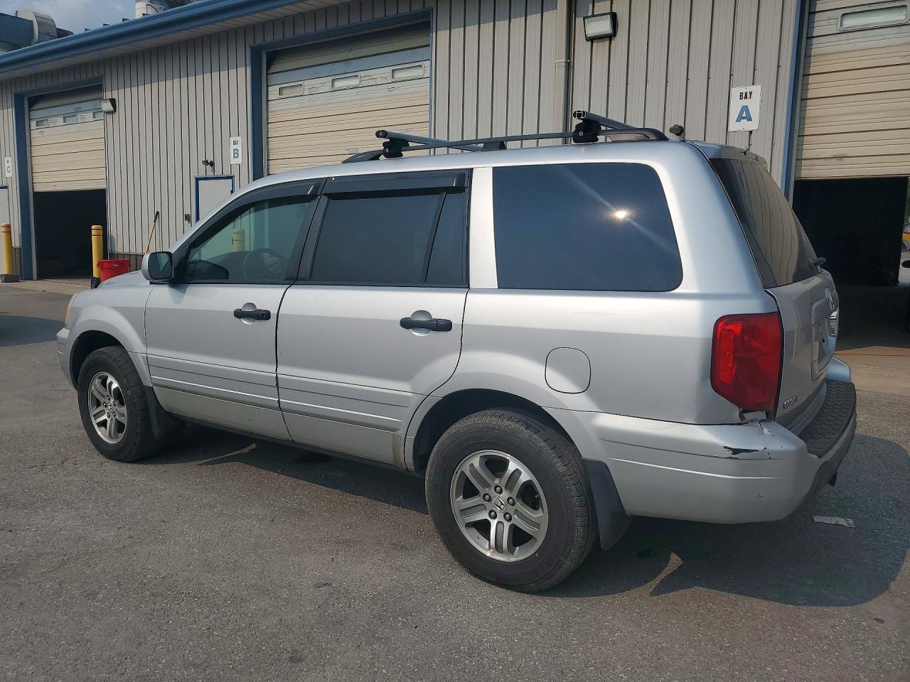 2005 Honda Pilot Exl Silver vin: 5FNYF18665B015806