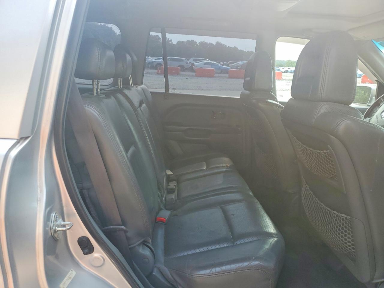 2005 Honda Pilot Exl Silver vin: 5FNYF18665B015806