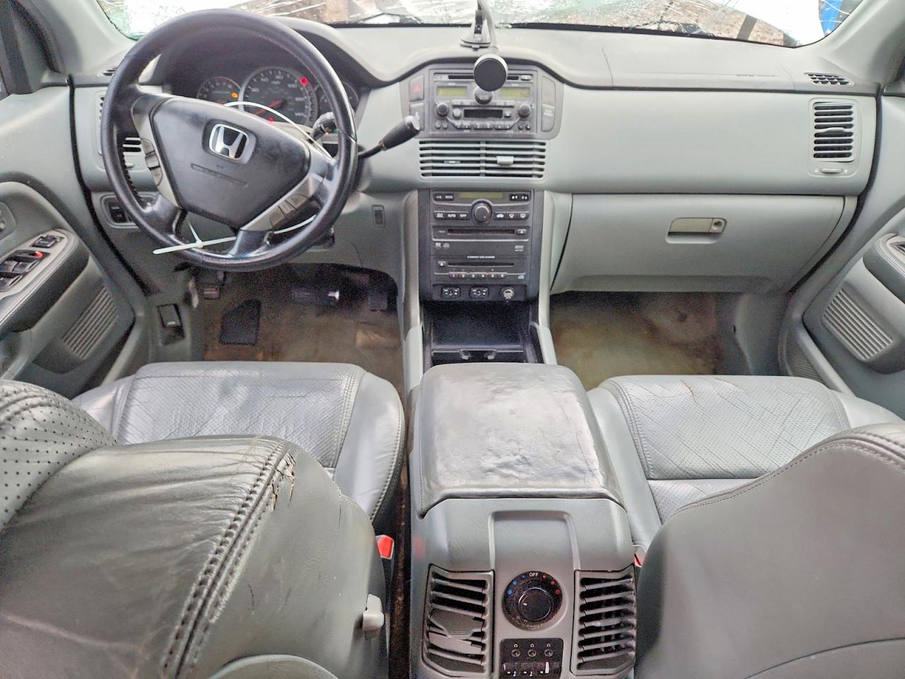 2005 Honda Pilot Exl White vin: 5FNYF18695B047388