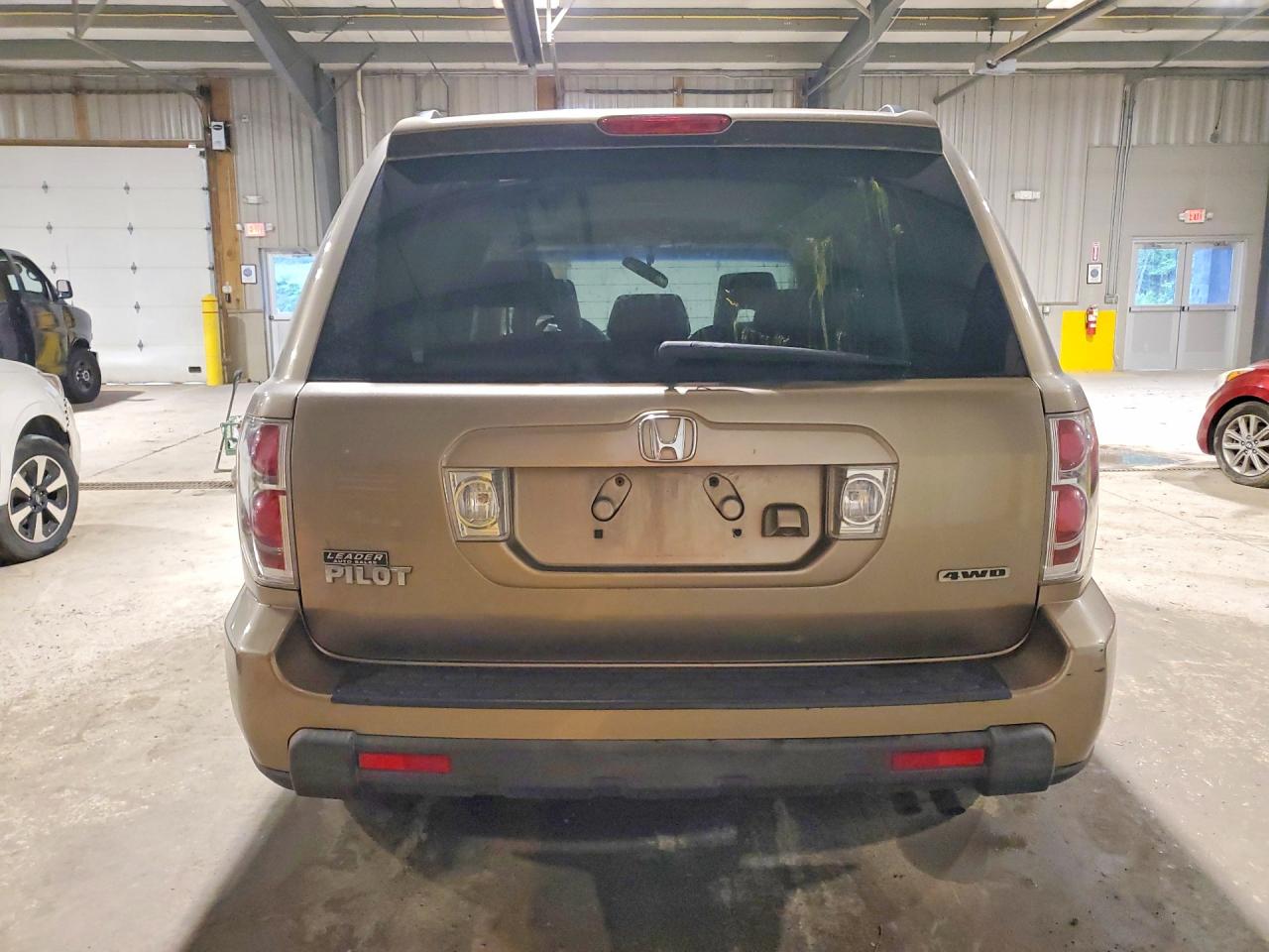 2008 Honda Pilot Tan vin: 5FNYF18718B043817