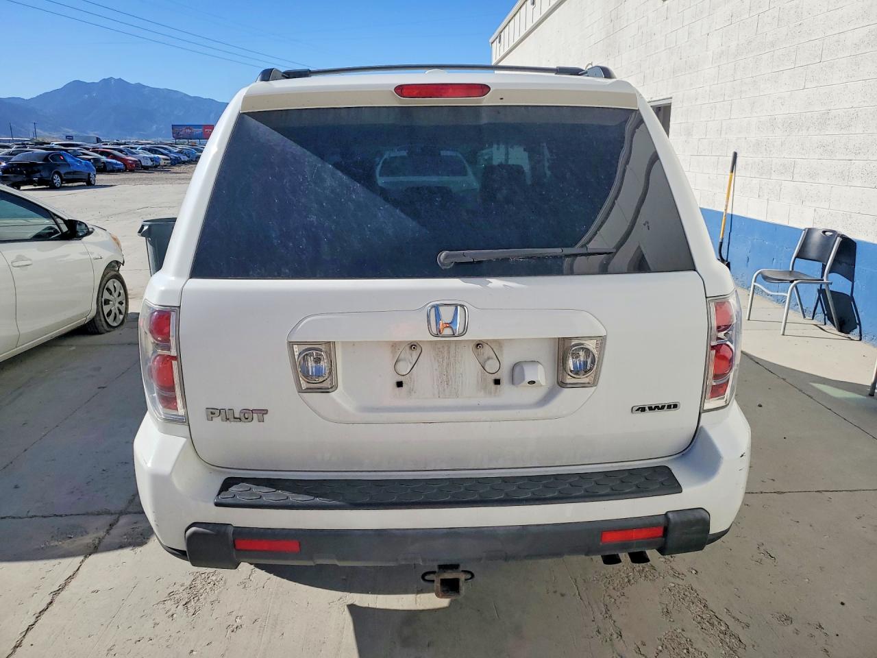 2008 Honda Pilot Exl White vin: 5FNYF18778B056426