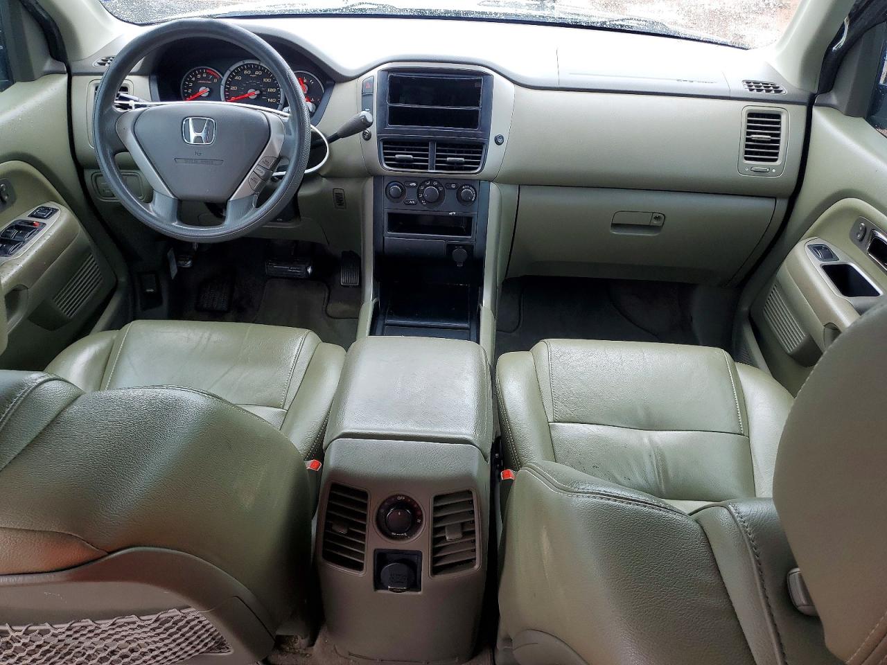 2006 Honda Pilot Lx Green vin: 5FNYF28106B026697