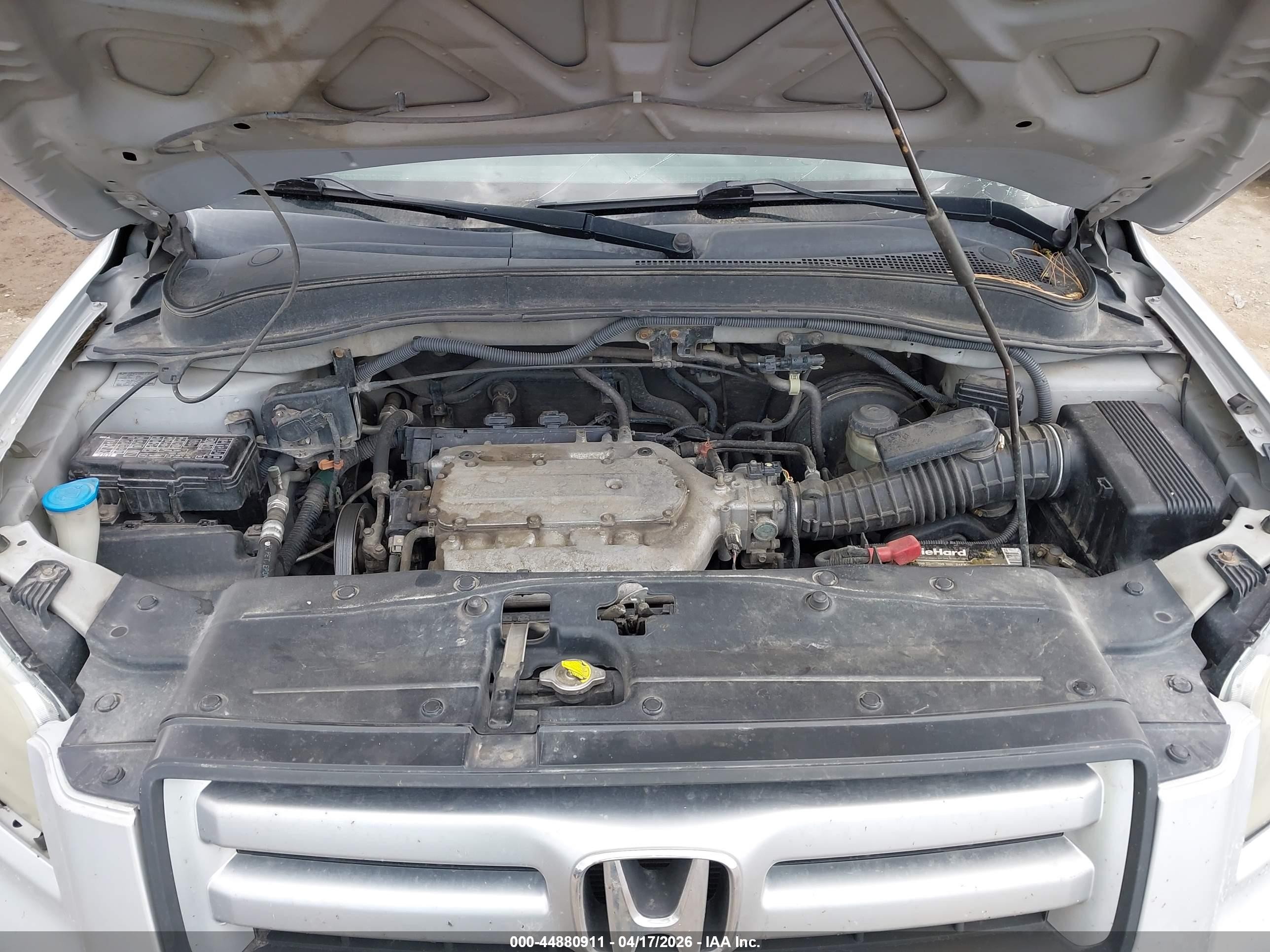 2007 Honda Pilot Lx Silver vin: 5FNYF28107B003308