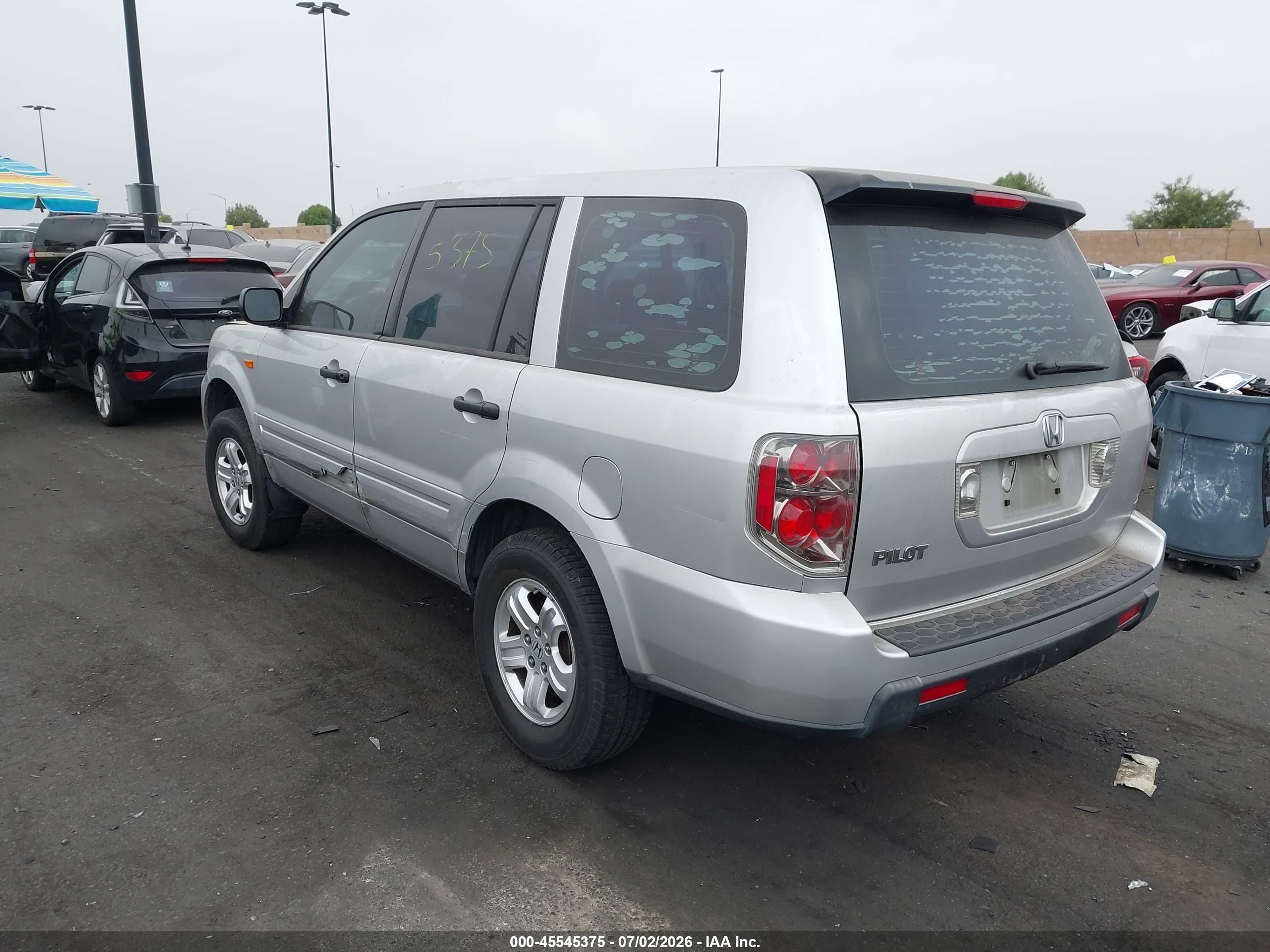 2007 Honda Pilot Lx Silver vin: 5FNYF28107B045137