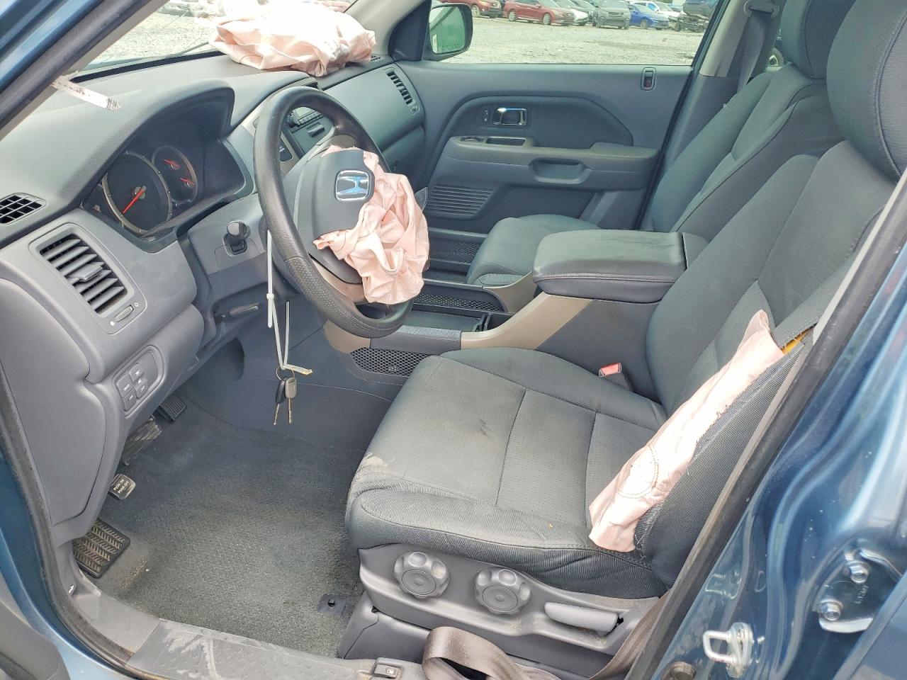2007 Honda Pilot Lx Blue vin: 5FNYF28117B035488