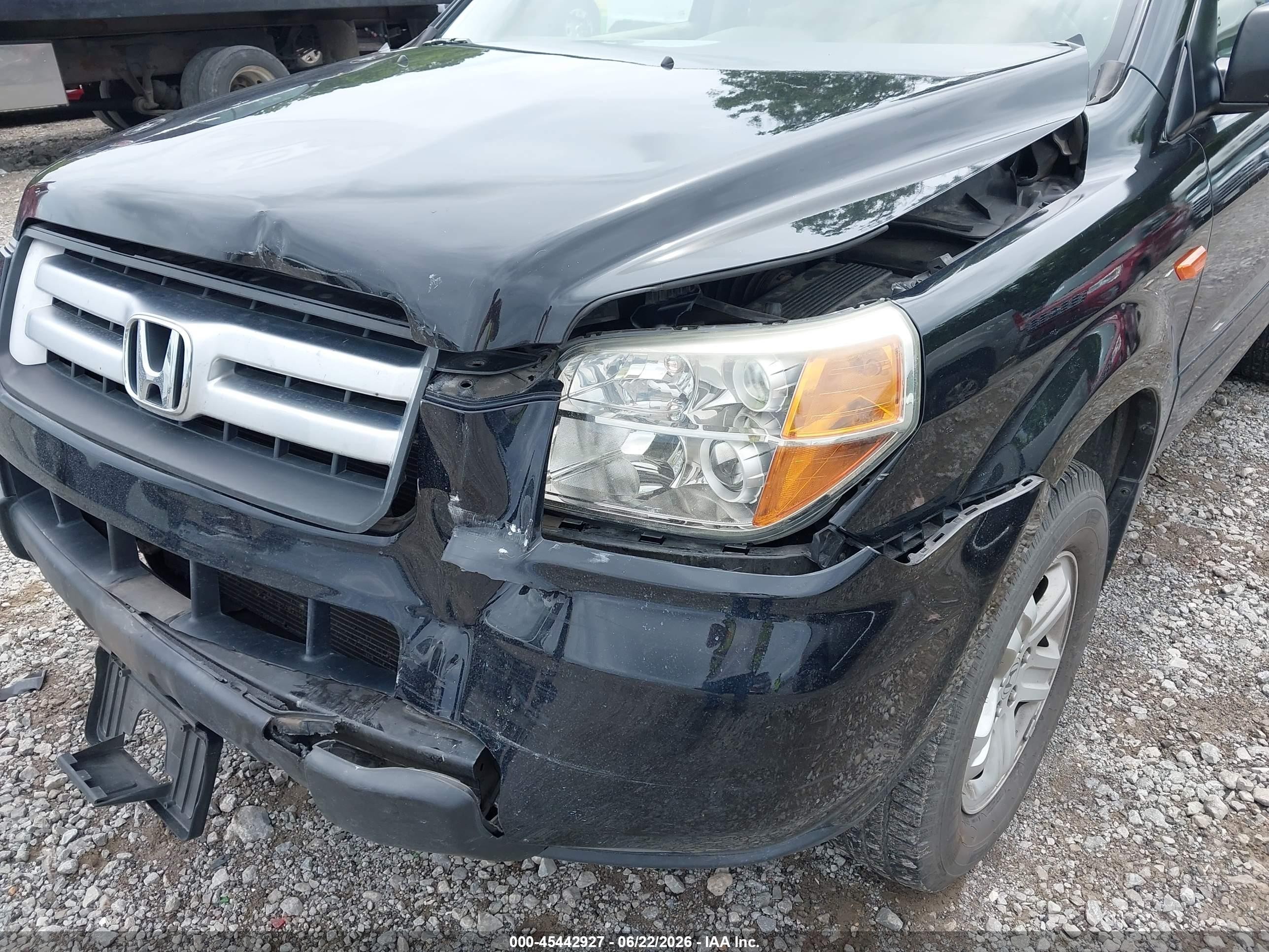 2006 Honda Pilot Lx Черный vin: 5FNYF28126B016558