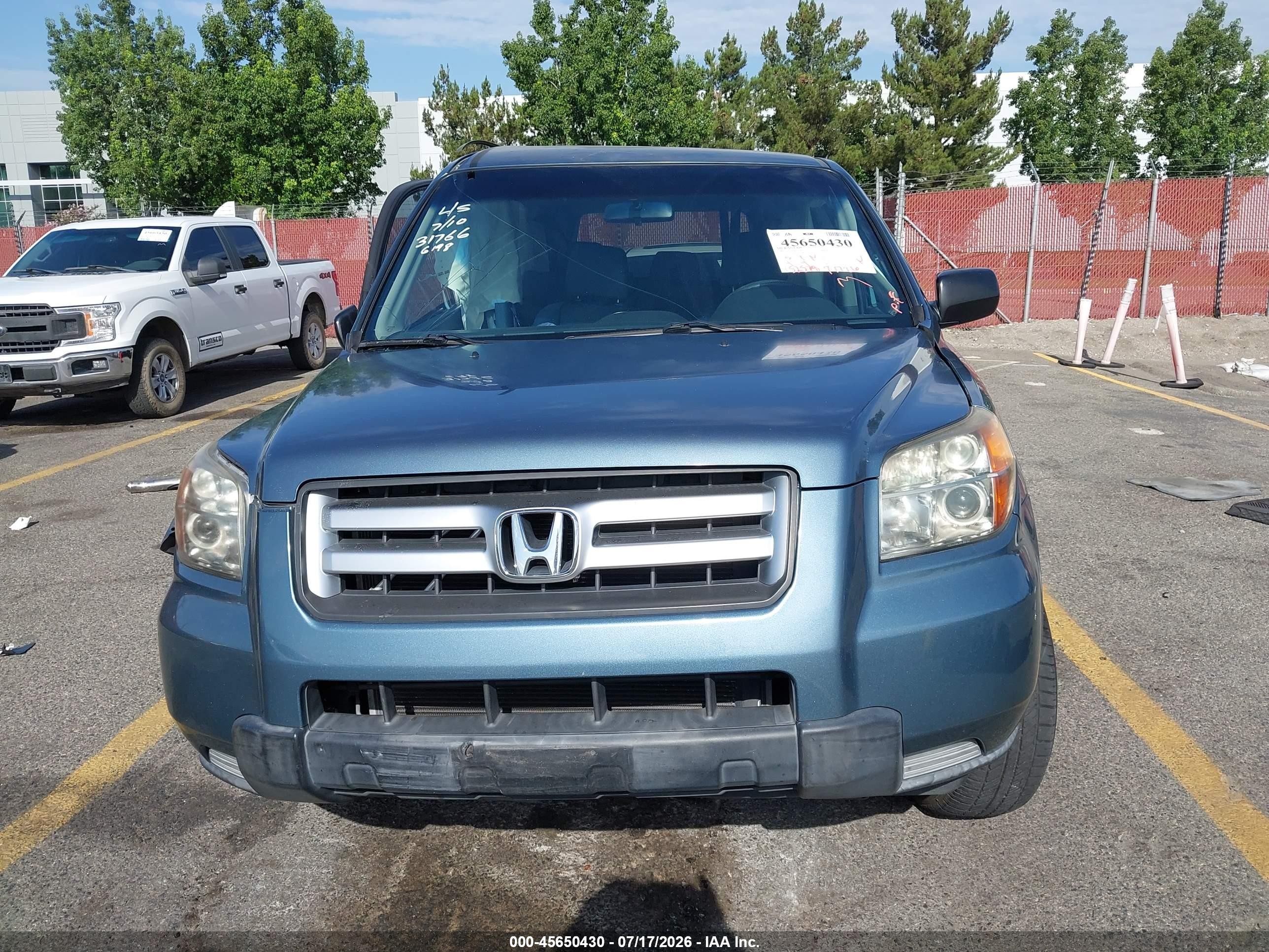 2007 Honda Pilot Lx Green vin: 5FNYF28137B046198