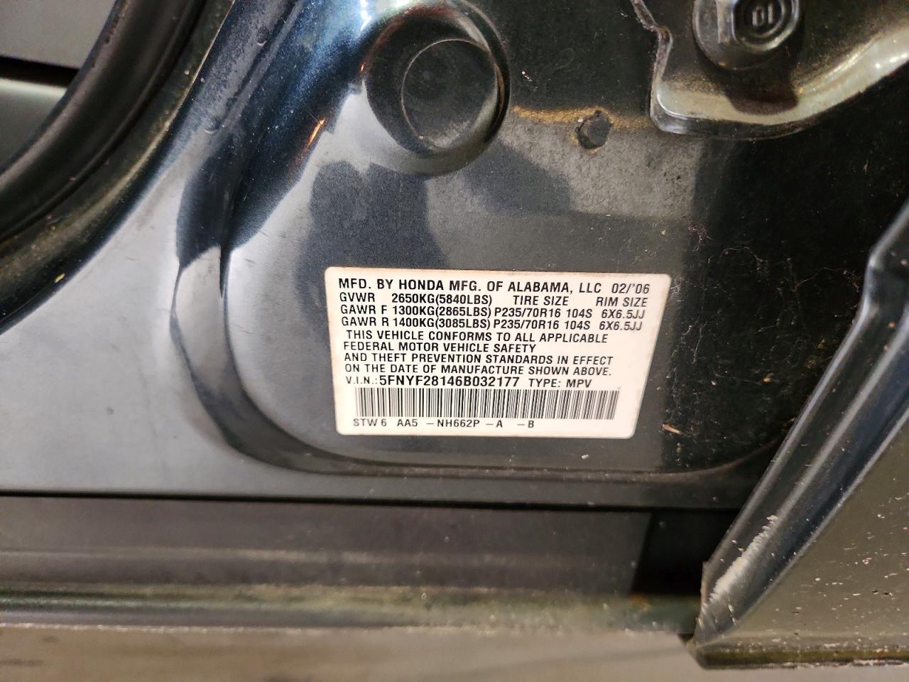 2006 Honda Pilot Lx Gray vin: 5FNYF28146B032177