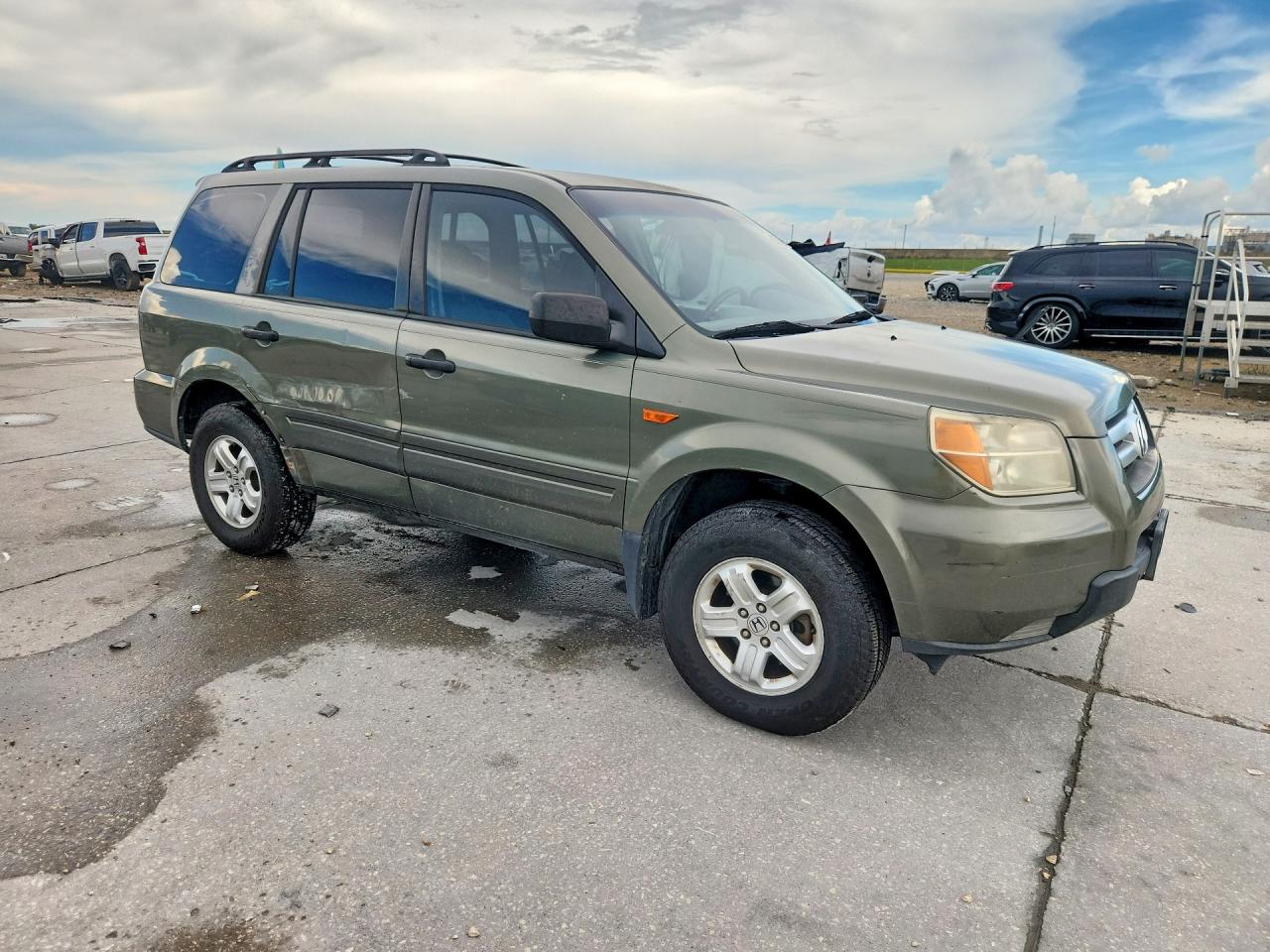 2007 Honda Pilot Lx Green vin: 5FNYF28147B006020