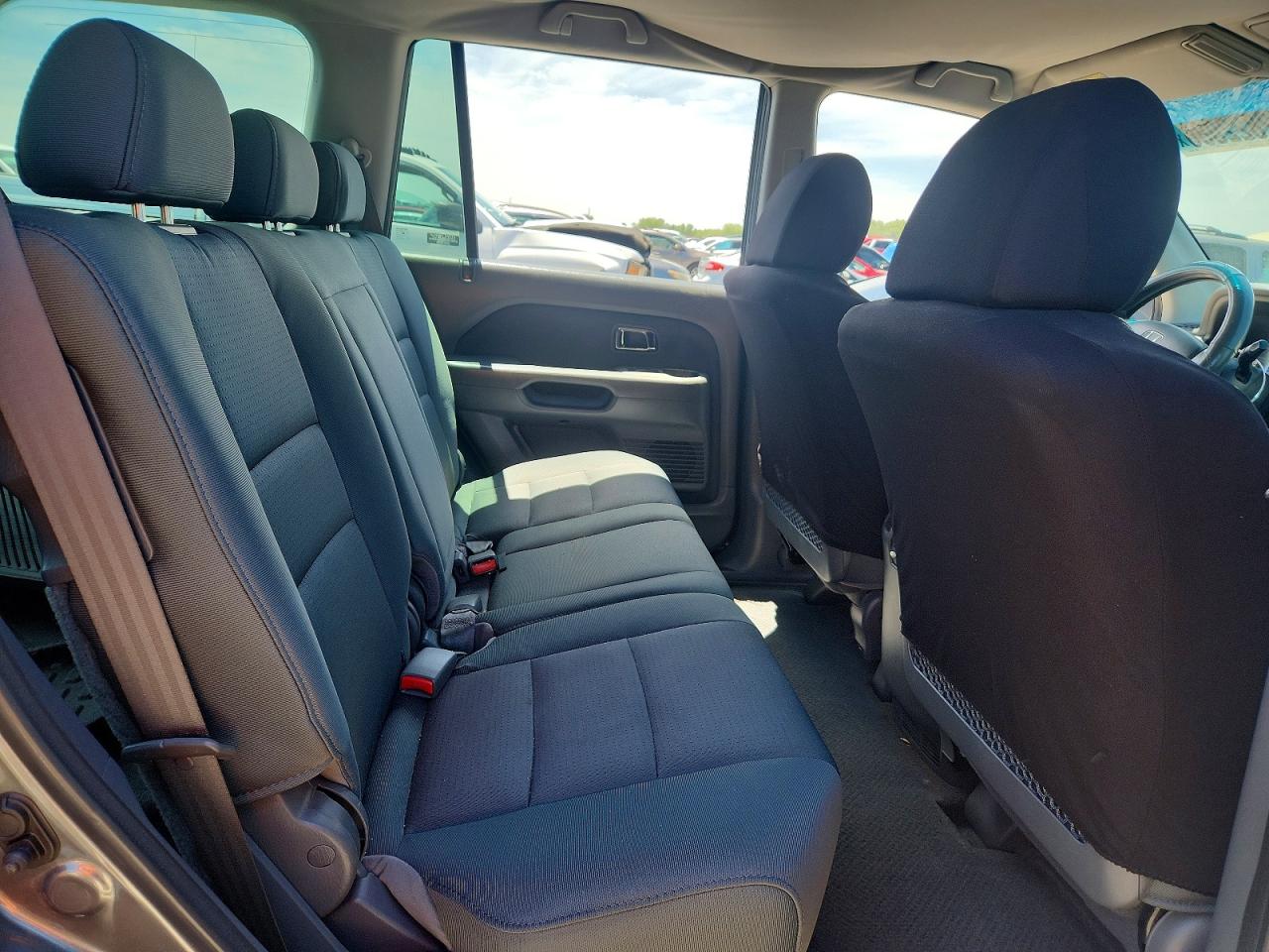 2007 Honda Pilot Lx Gray vin: 5FNYF28147B008964