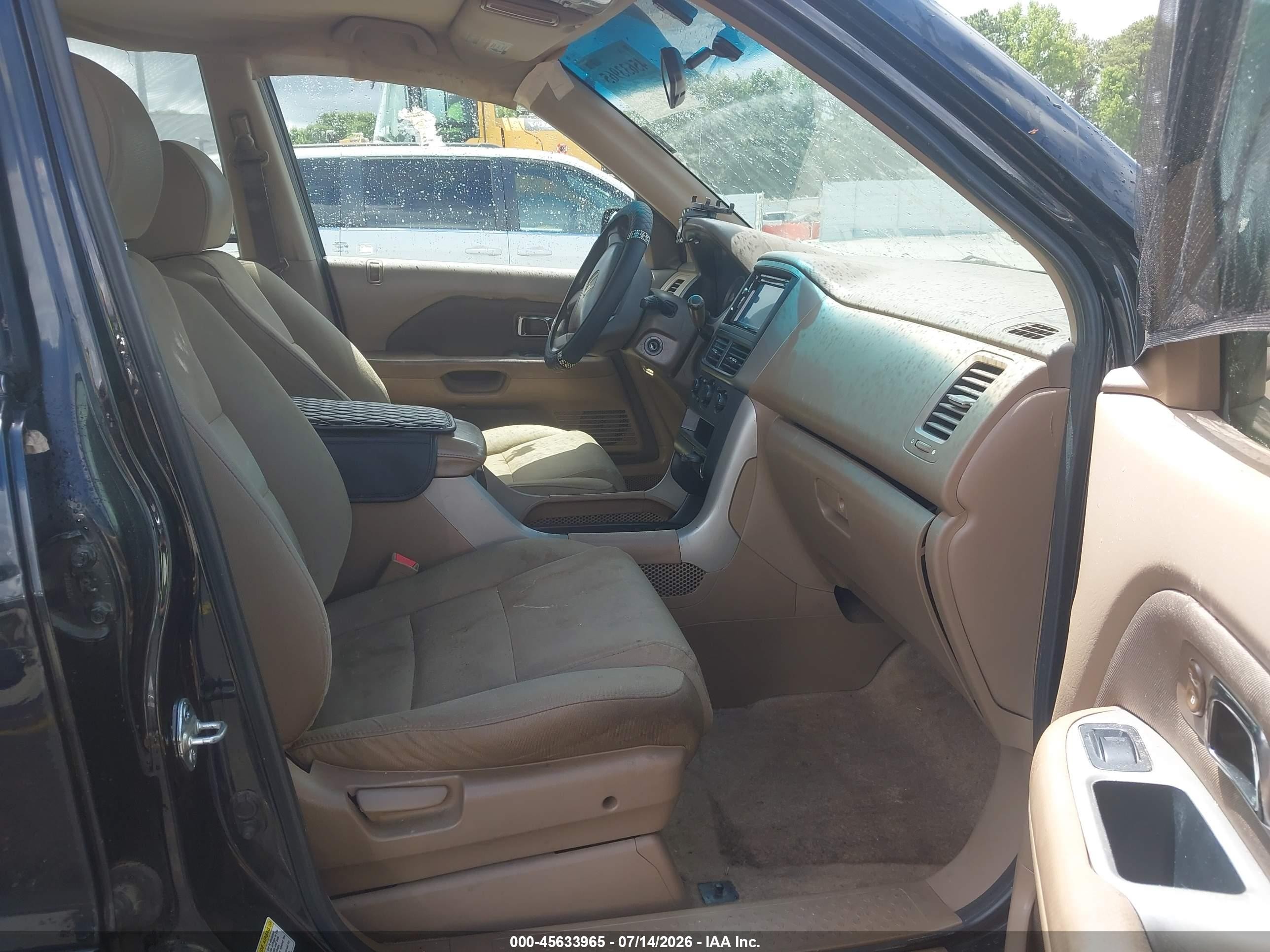 2006 Honda Pilot Lx Black vin: 5FNYF28156B046525