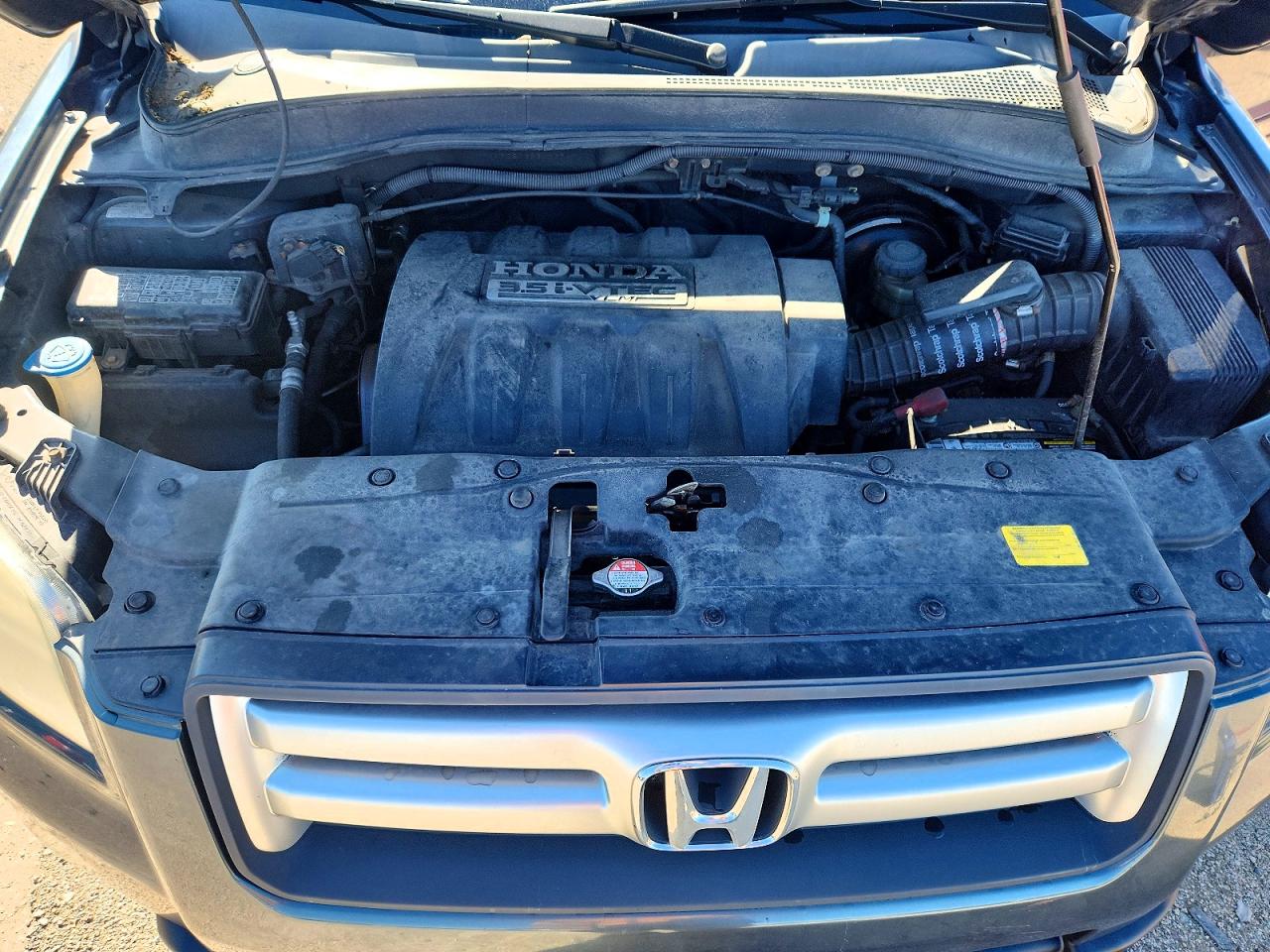 2006 Honda Pilot Lx Gray vin: 5FNYF28166B002047