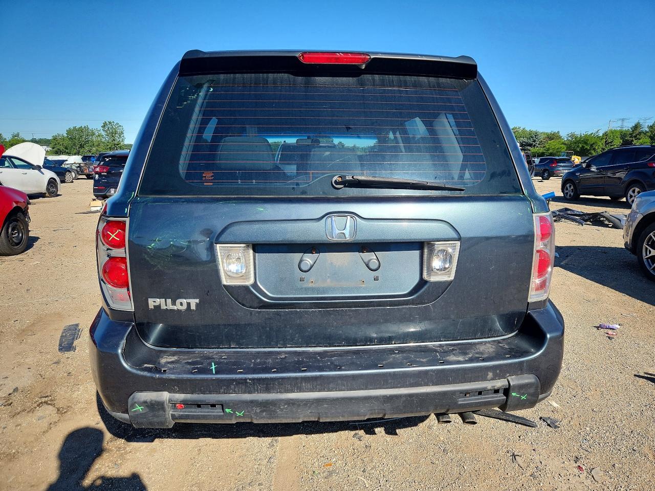 2006 Honda Pilot Lx Gray vin: 5FNYF28166B002047