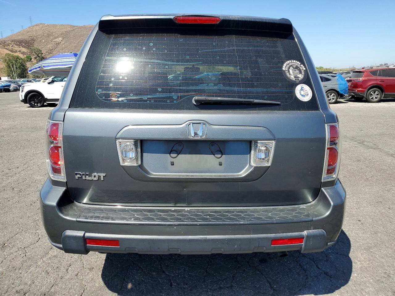 2007 Honda Pilot Lx Gray vin: 5FNYF28167B025507