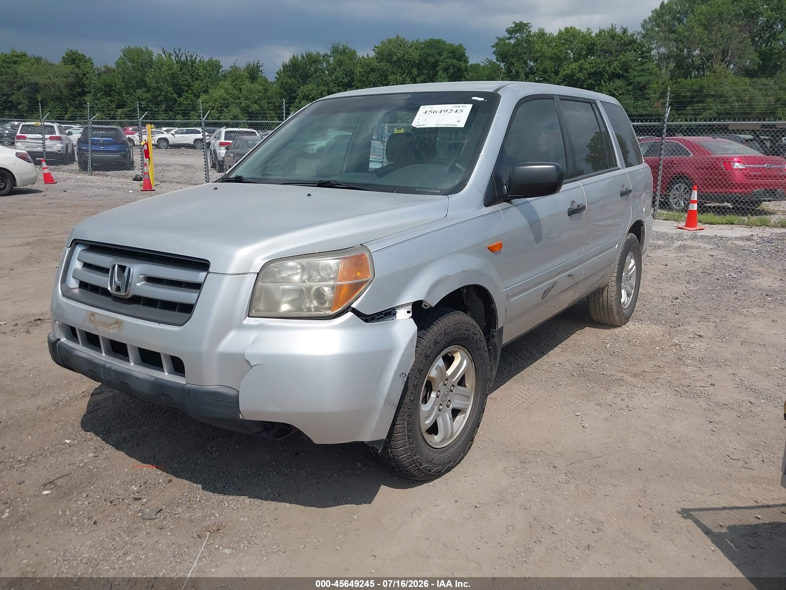 2007 Honda Pilot Lx Silver vin: 5FNYF28167B046146