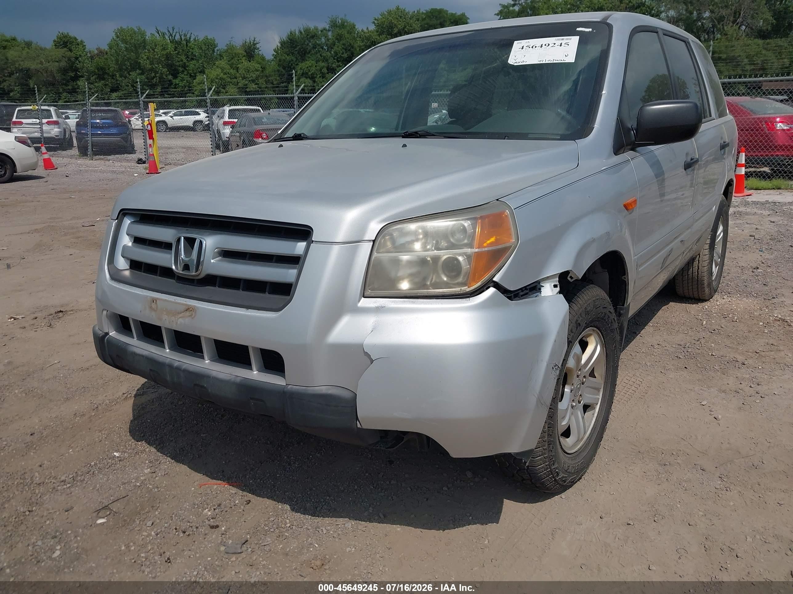2007 Honda Pilot Lx Silver vin: 5FNYF28167B046146