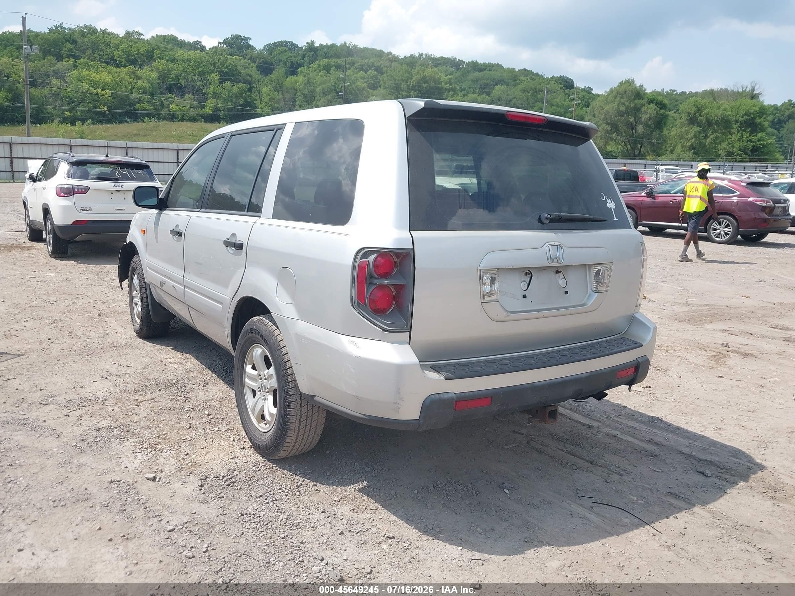 2007 Honda Pilot Lx Silver vin: 5FNYF28167B046146