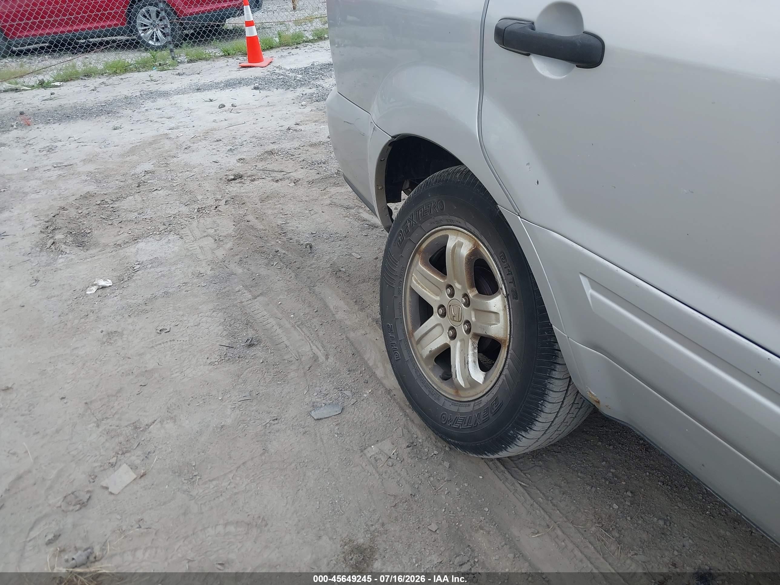 2007 Honda Pilot Lx Silver vin: 5FNYF28167B046146