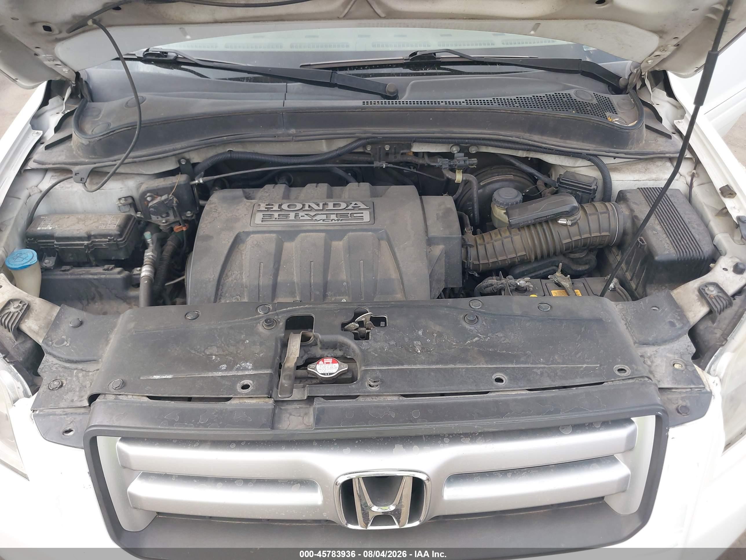 2007 Honda Pilot Lx Белый vin: 5FNYF28177B009221