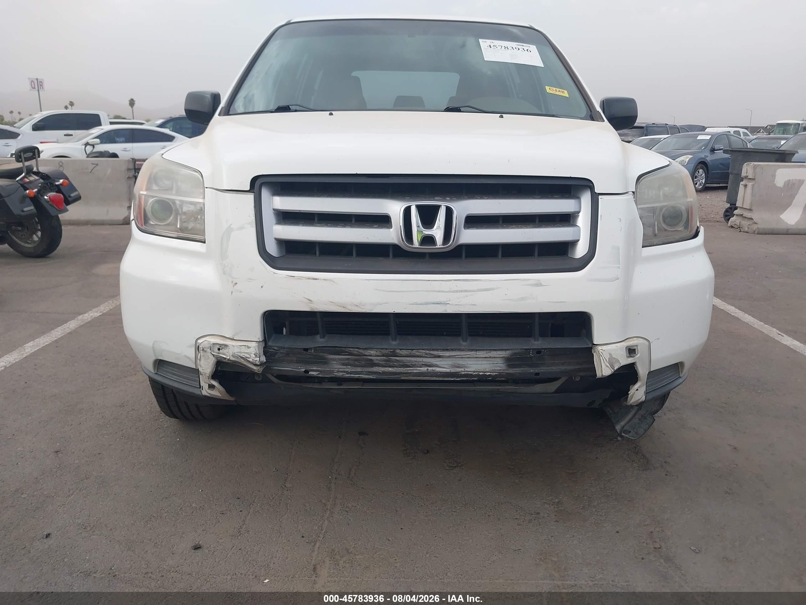 2007 Honda Pilot Lx Белый vin: 5FNYF28177B009221