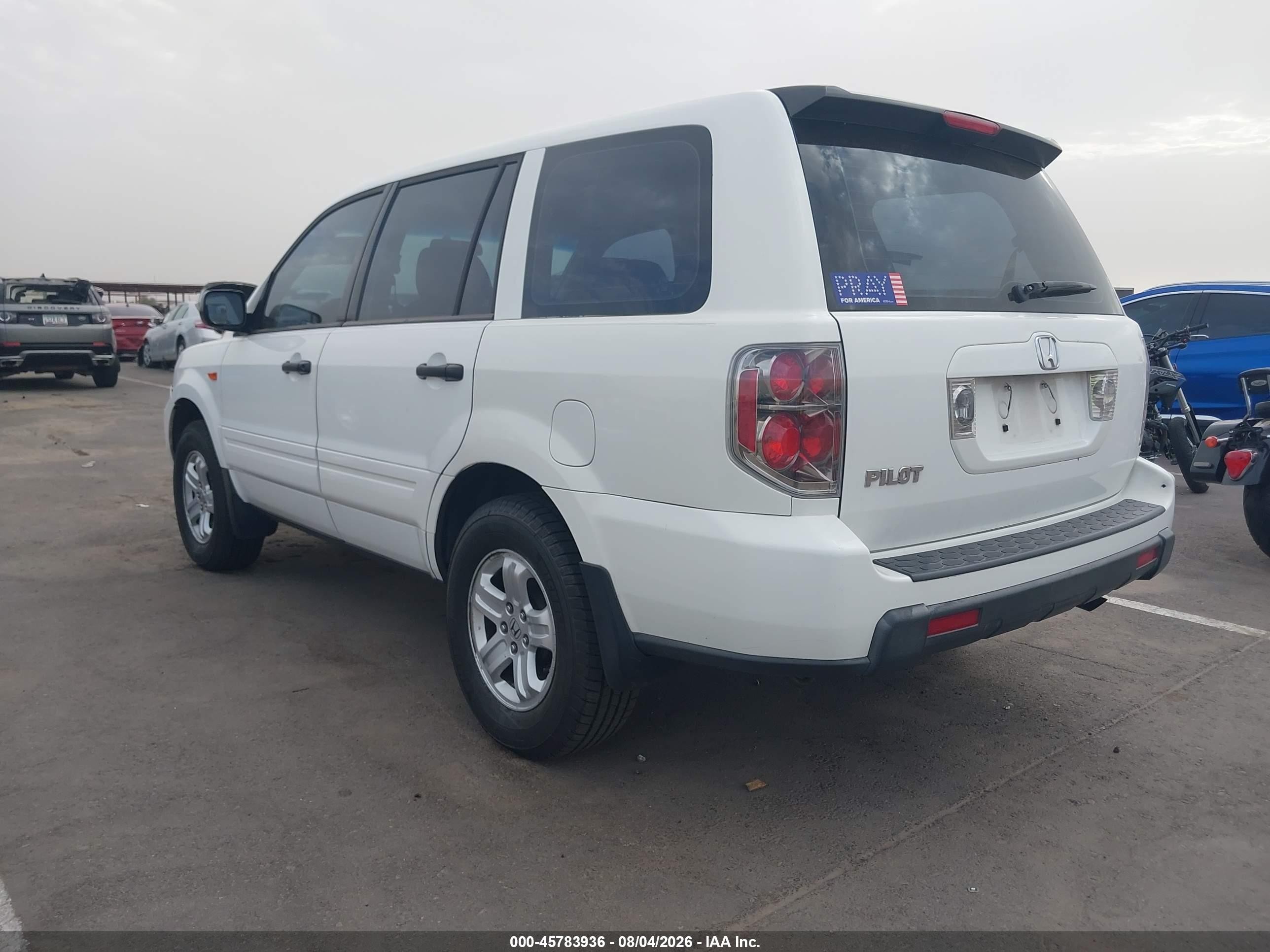 2007 Honda Pilot Lx Белый vin: 5FNYF28177B009221