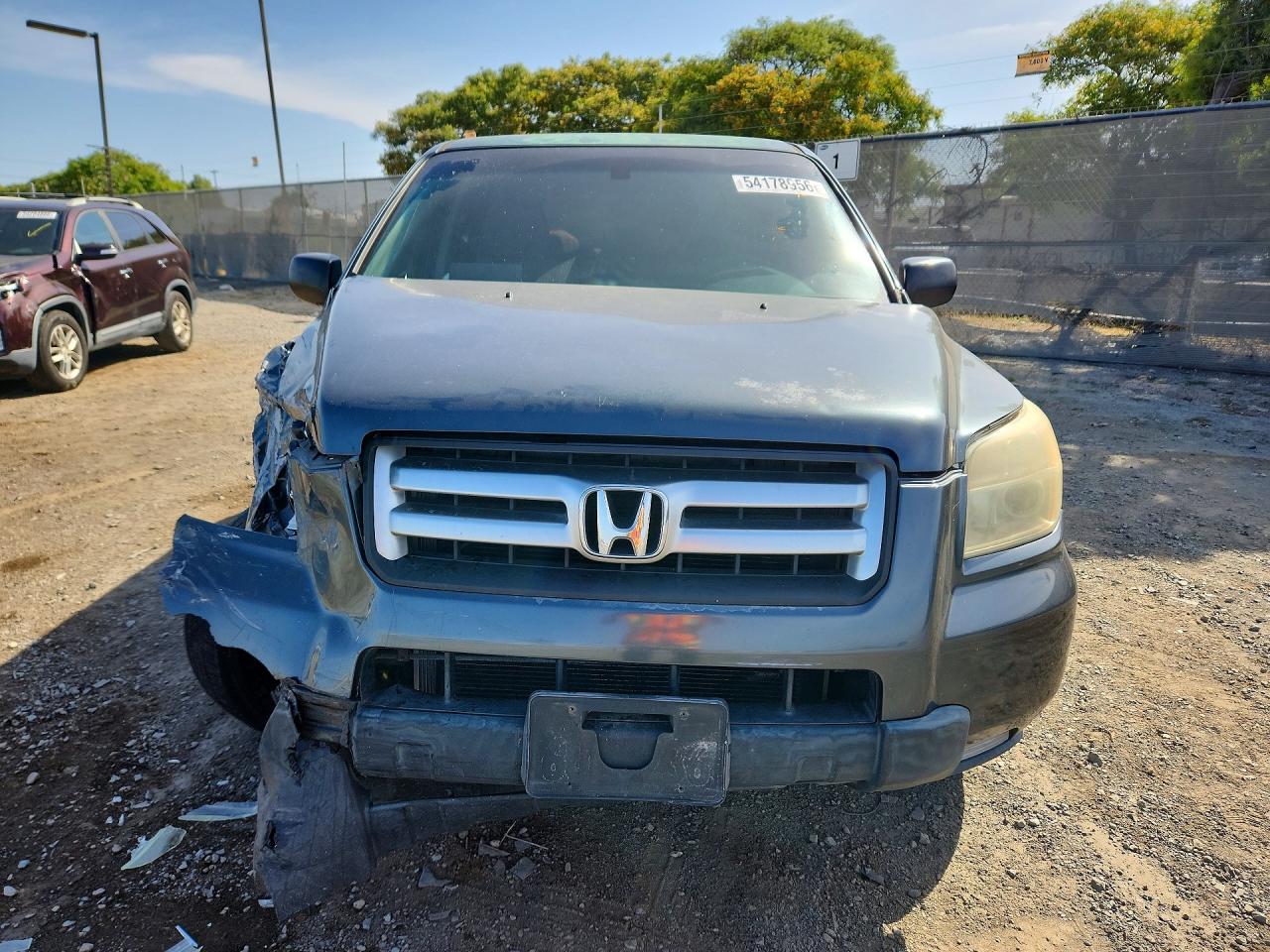 2006 Honda Pilot Lx Green vin: 5FNYF28186B019089