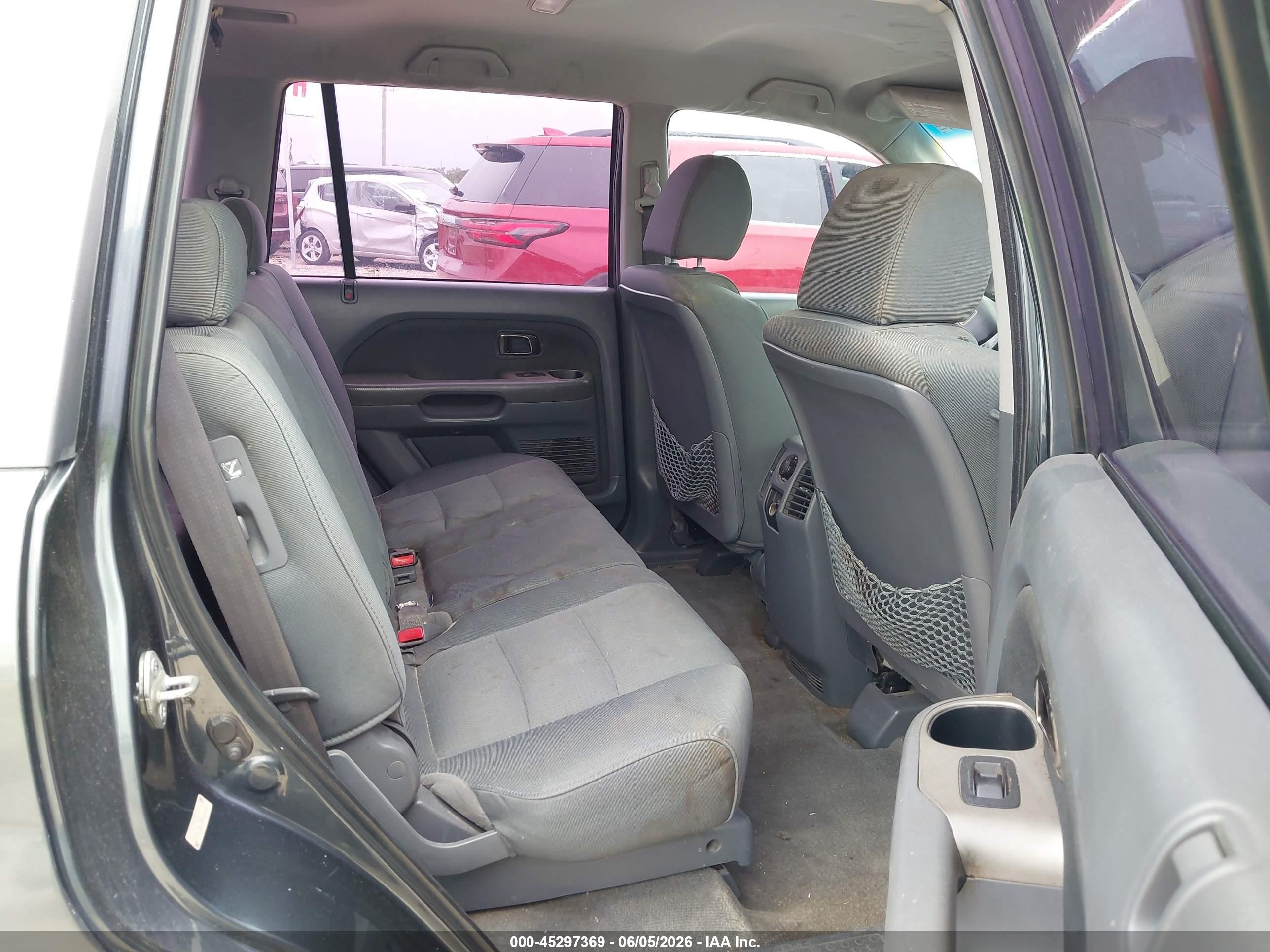 2006 Honda Pilot Lx Серый vin: 5FNYF28186B036233