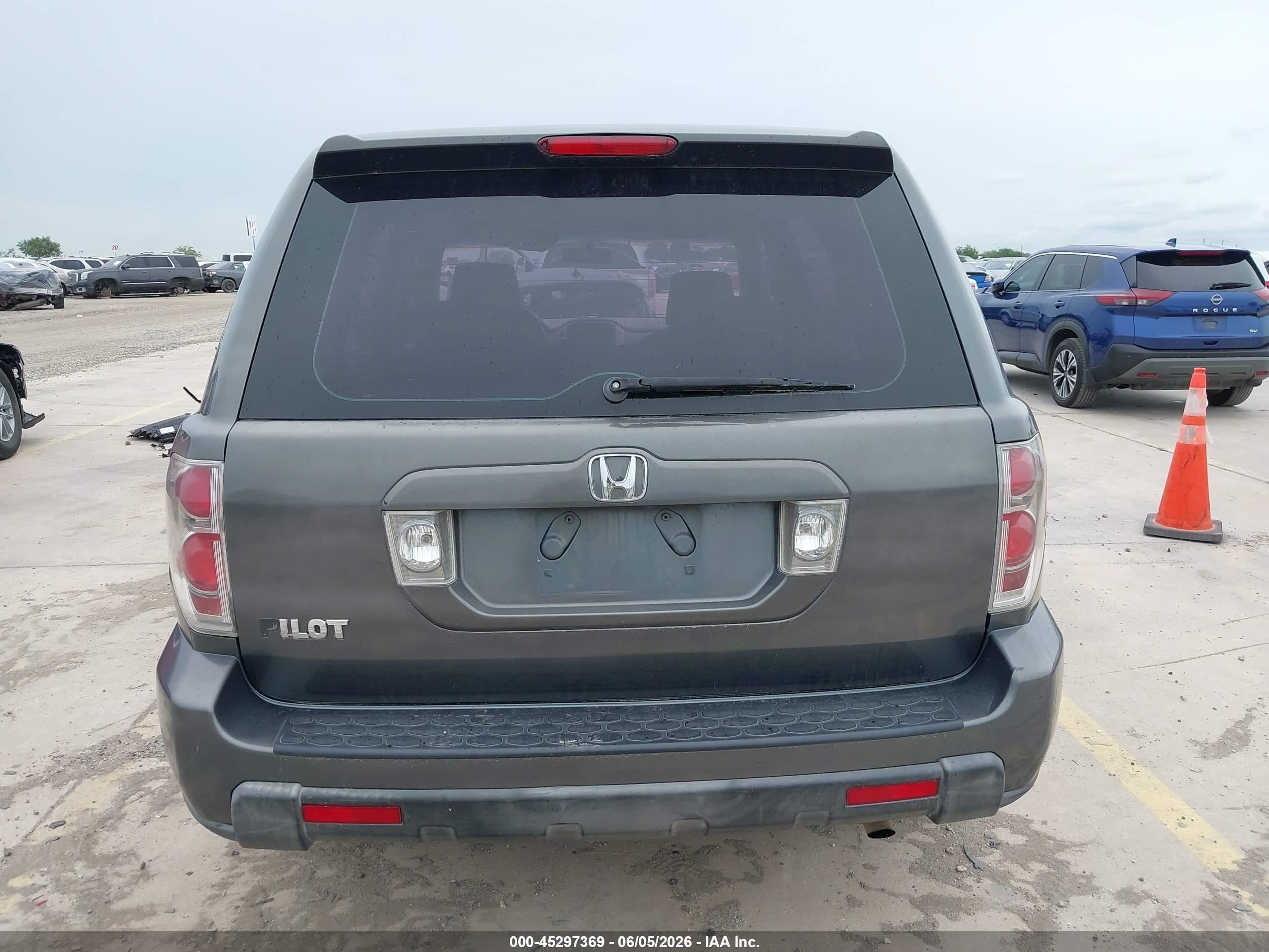 2006 Honda Pilot Lx Серый vin: 5FNYF28186B036233