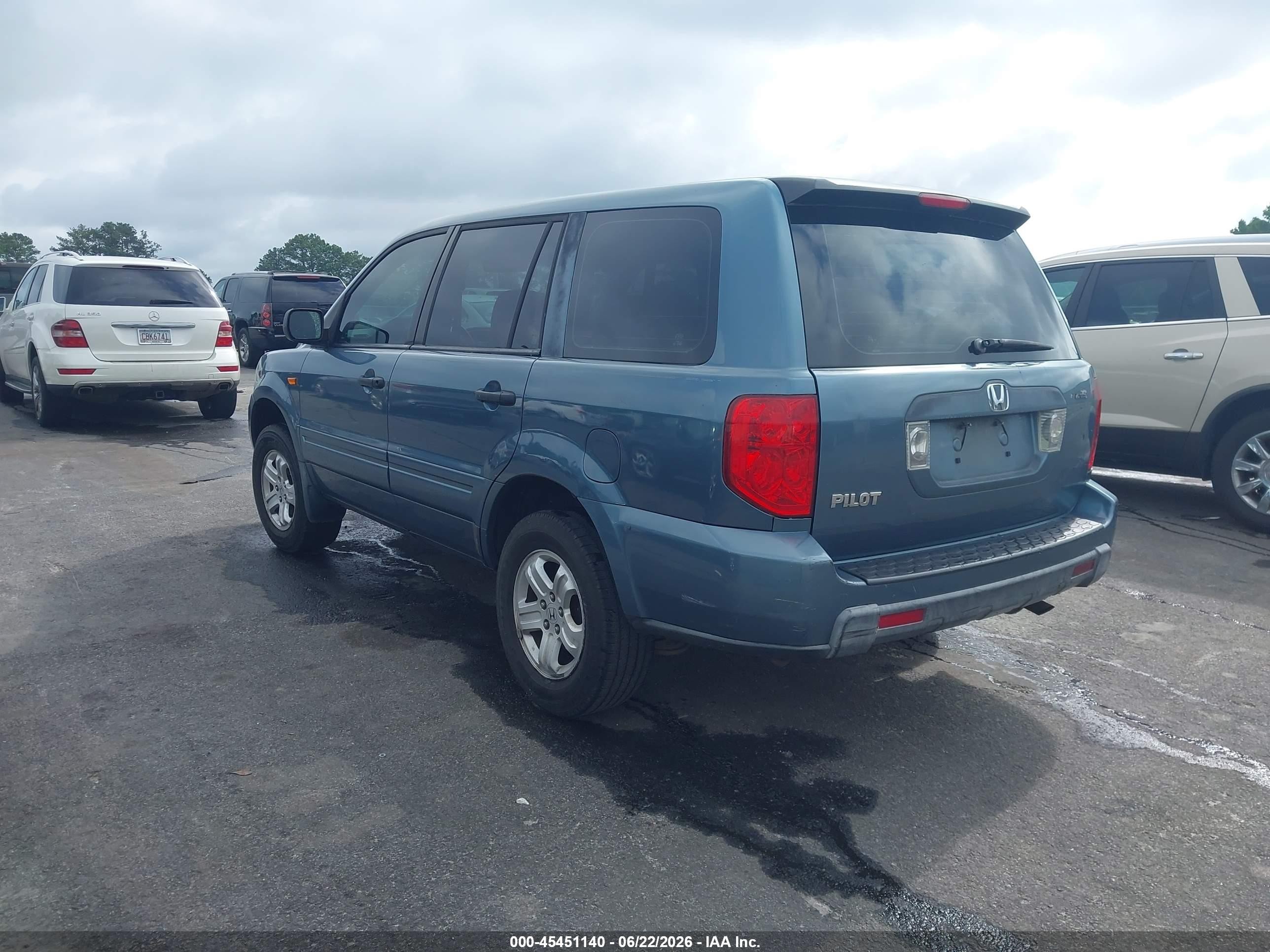 2006 Honda Pilot Lx Light Blue vin: 5FNYF28186B037785