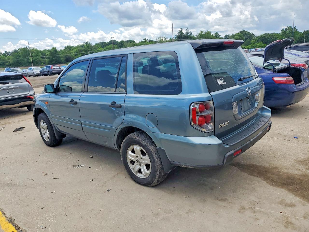 2006 Honda Pilot Lx Turquoise vin: 5FNYF28196B028108
