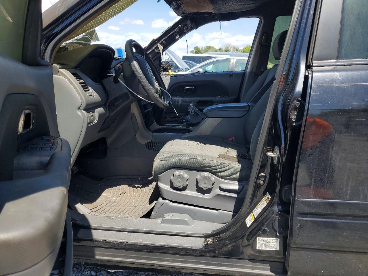 2007 Honda Pilot Lx Черный vin: 5FNYF28197B044682