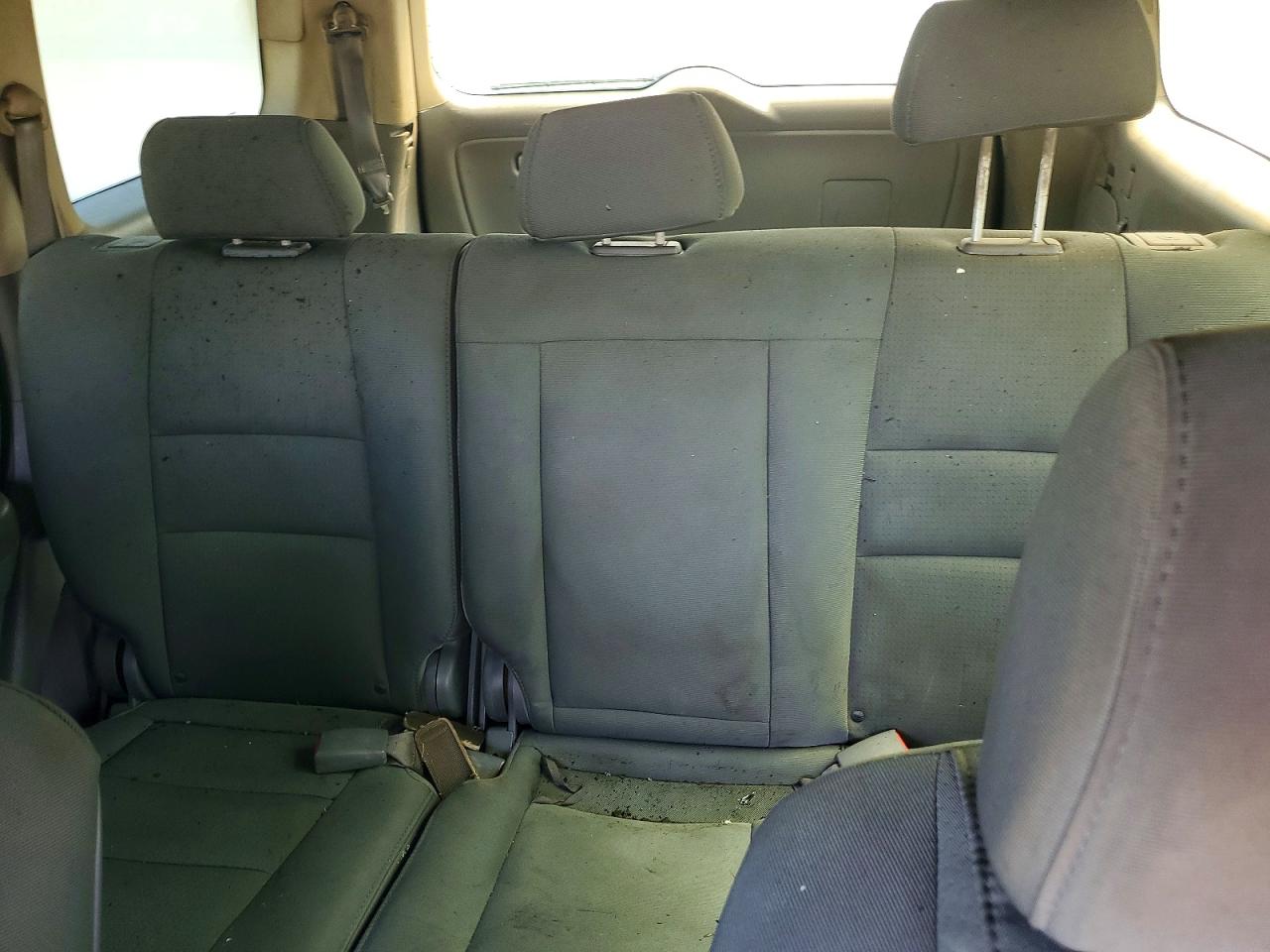2007 Honda Pilot Lx Черный vin: 5FNYF28197B044682