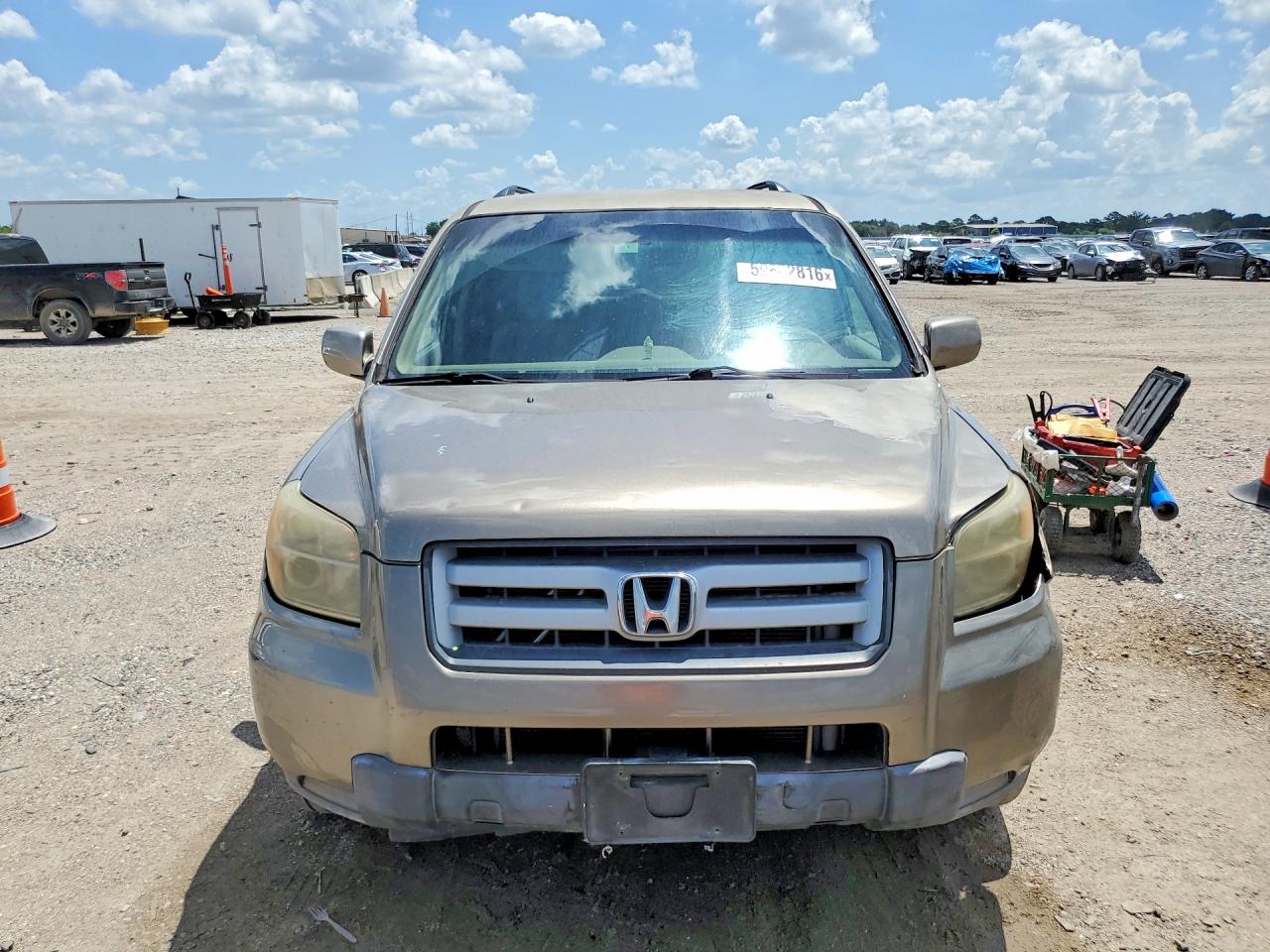 2008 Honda Pilot Vp Tan vin: 5FNYF28238B021571