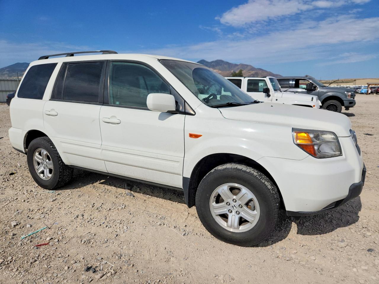 2008 Honda Pilot Vp Белый vin: 5FNYF28288B016575