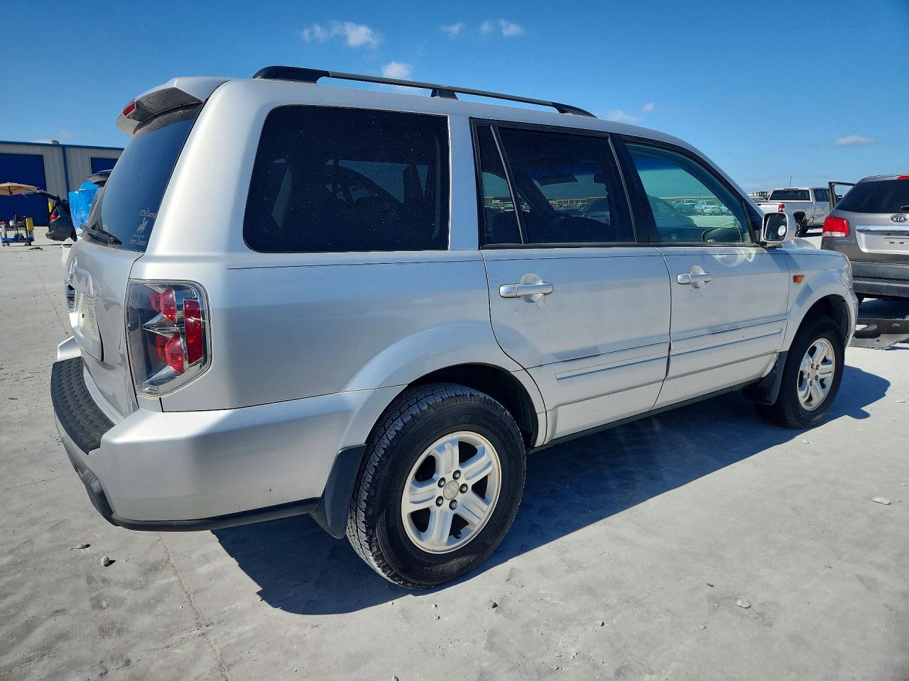2008 Honda Pilot Vp Silver vin: 5FNYF28298B001650