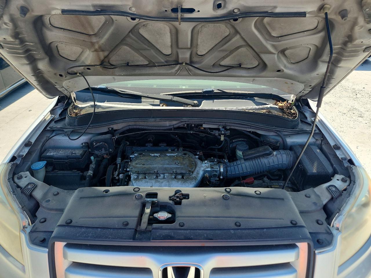 2008 Honda Pilot Vp Silver vin: 5FNYF28298B001650