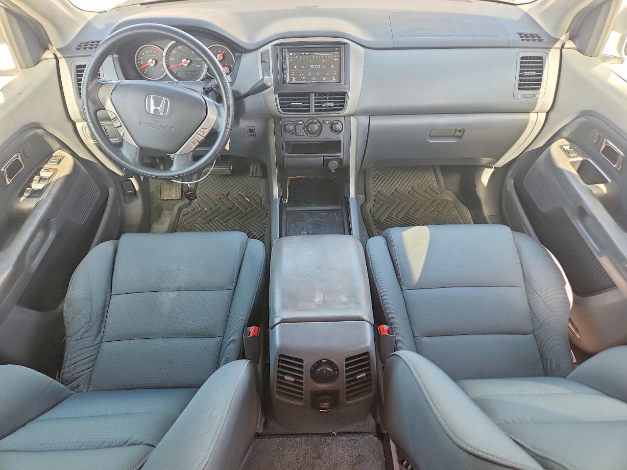 2008 Honda Pilot Vp Silver vin: 5FNYF28298B001650