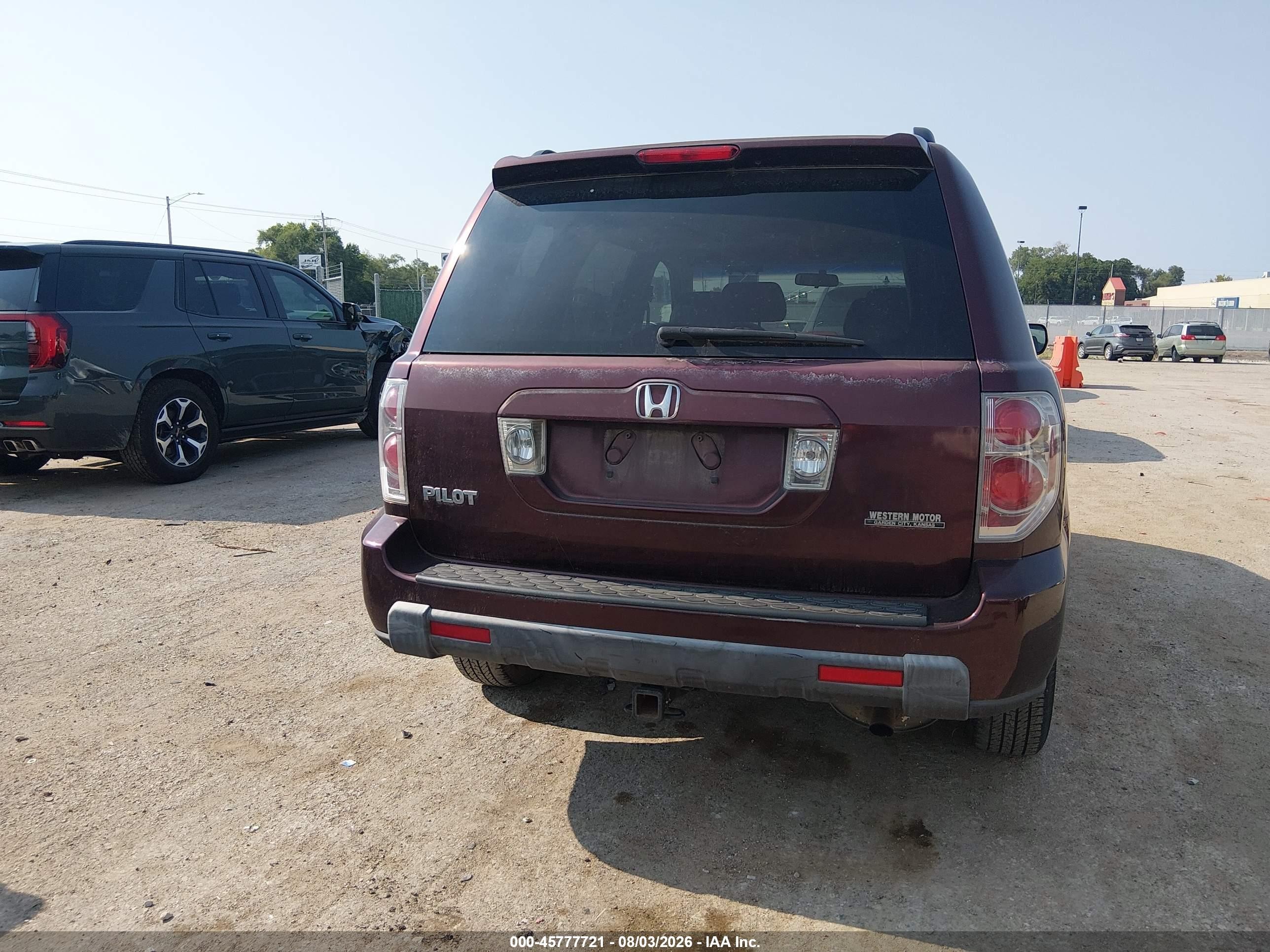 2008 Honda Pilot Vp Burgundy vin: 5FNYF28298B022725