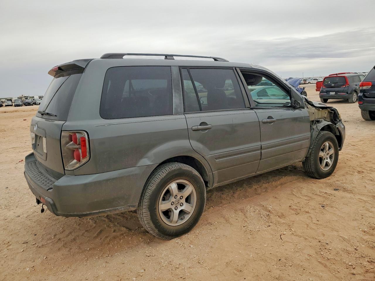 2008 Honda Pilot Se Gray vin: 5FNYF28328B000381