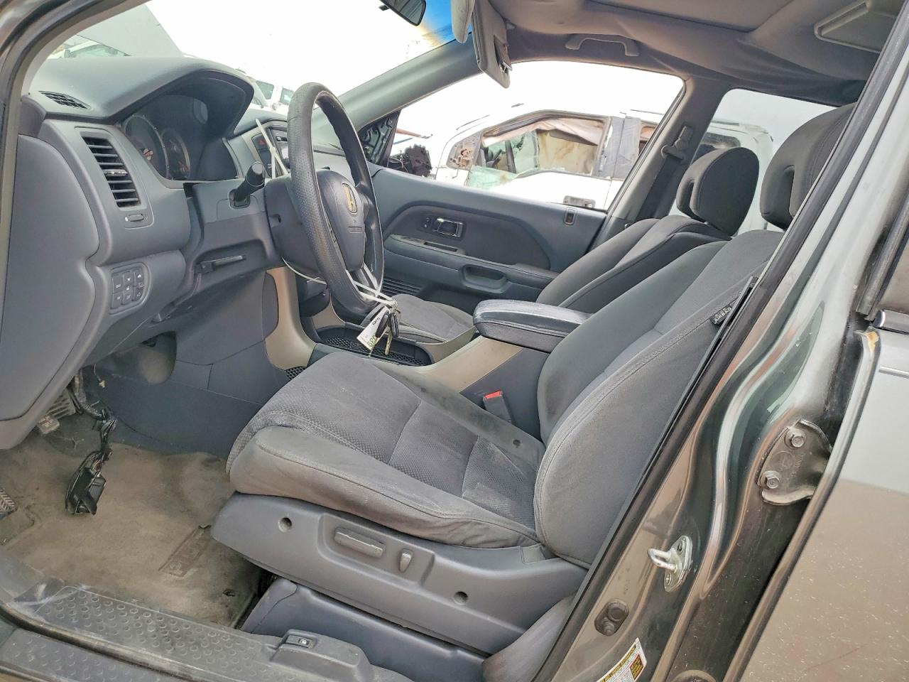 2008 Honda Pilot Se Gray vin: 5FNYF28328B000381