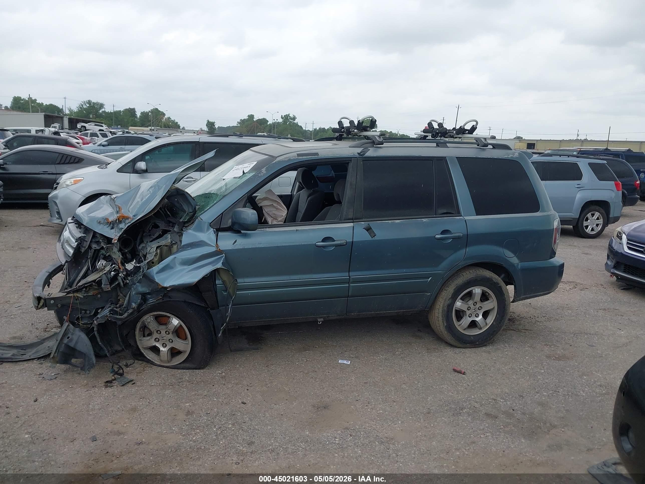 2008 Honda Pilot Se Light Blue vin: 5FNYF28338B001877