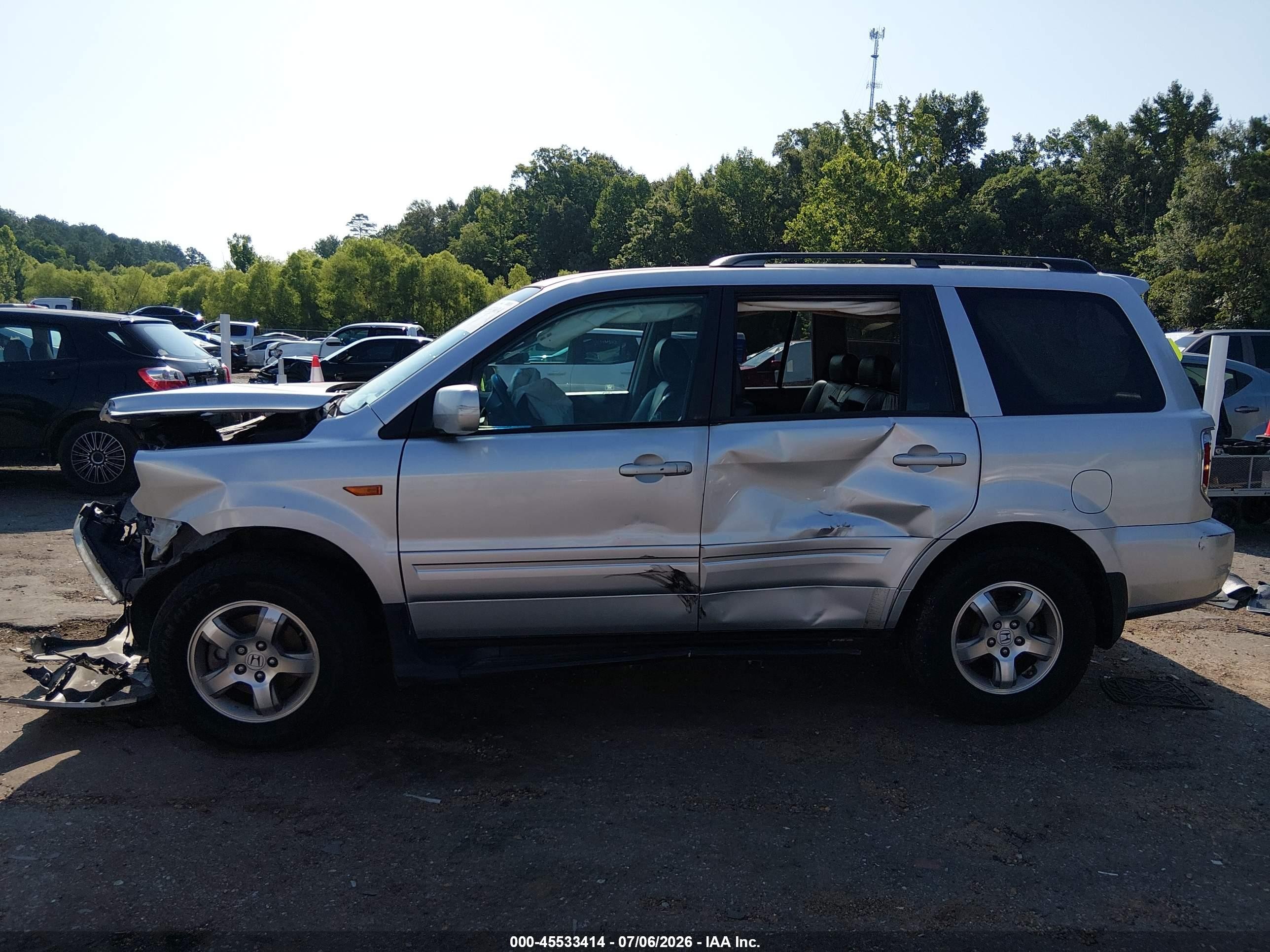 2008 Honda Pilot Se Silver vin: 5FNYF28338B012801