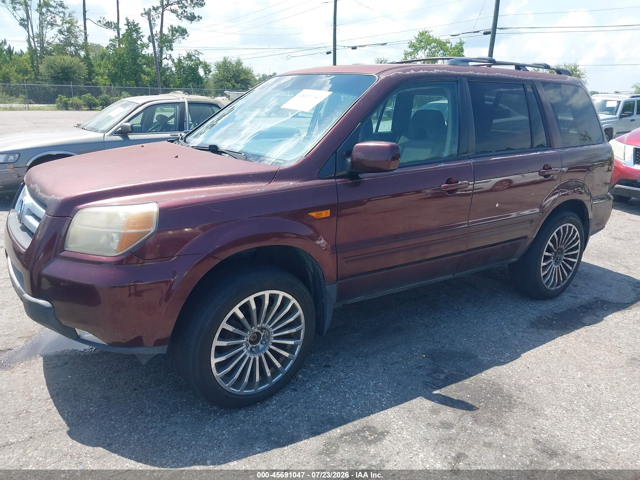 2008 Honda Pilot Se Maroon vin: 5FNYF28368B008113