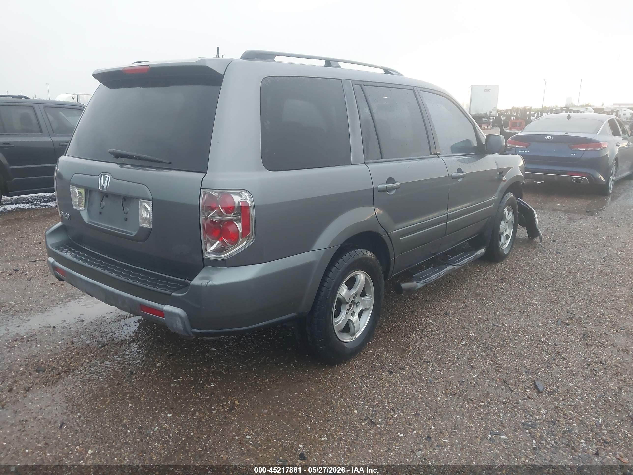2008 Honda Pilot Se Gray vin: 5FNYF28378B016110