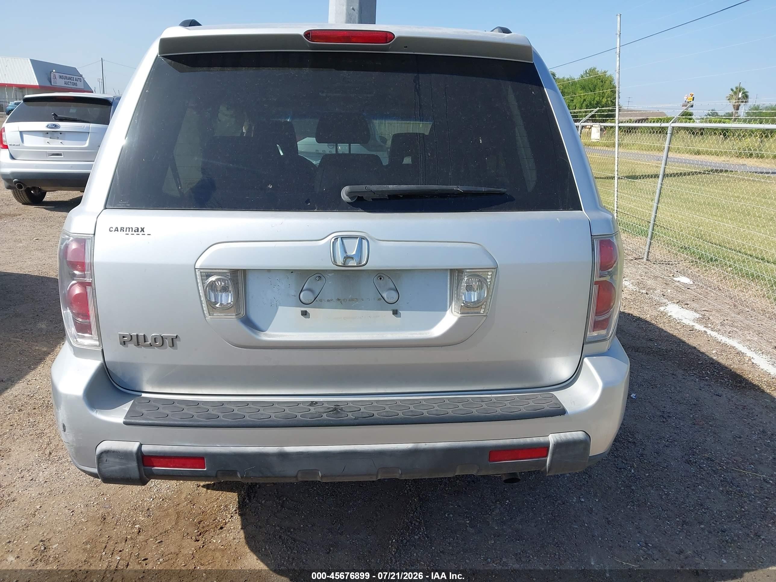 2008 Honda Pilot Se Silver vin: 5FNYF28388B002023