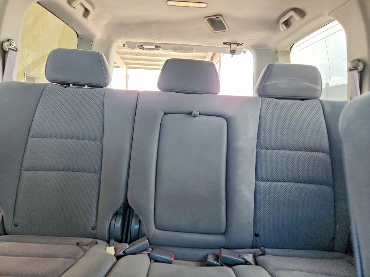 2008 Honda Pilot Se Silver vin: 5FNYF28388B011210