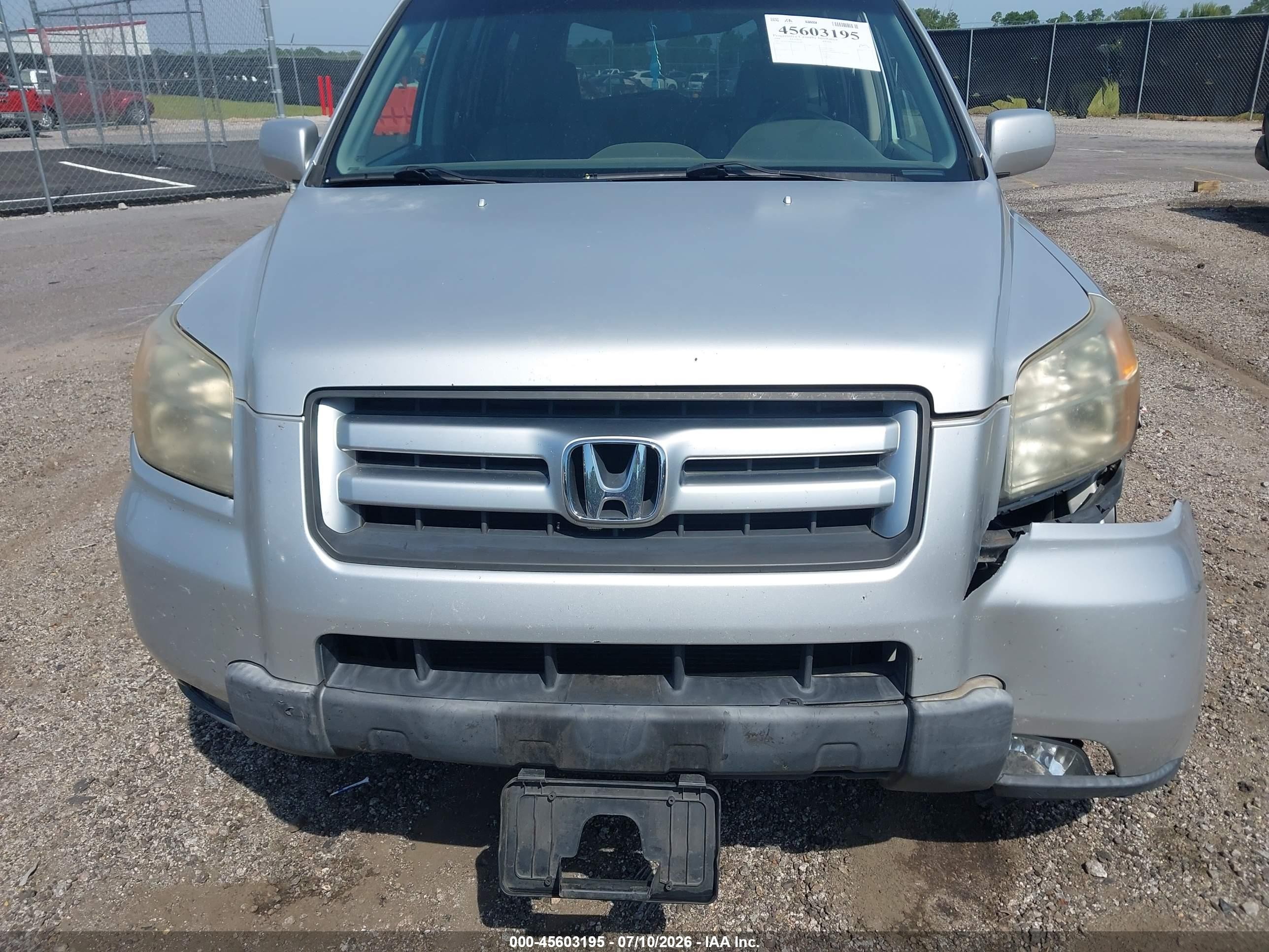2008 Honda Pilot Se Silver vin: 5FNYF28388B022790