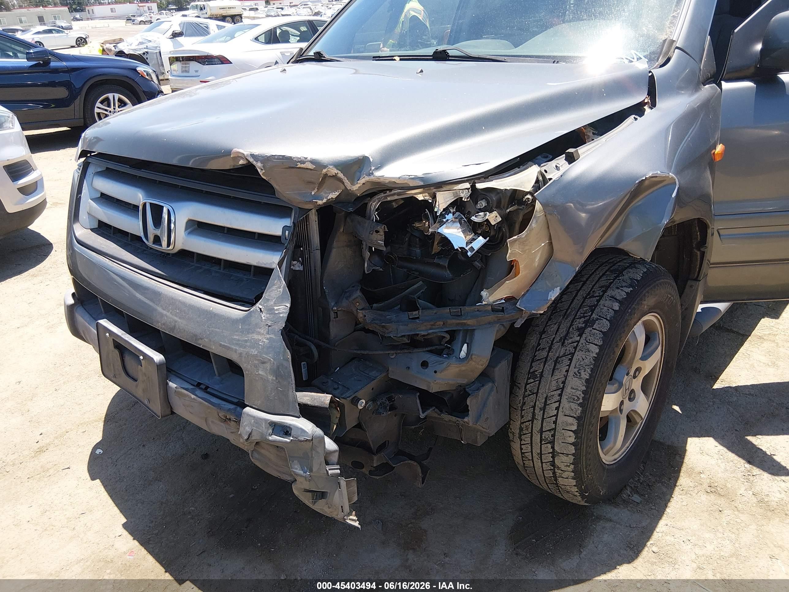 2008 Honda Pilot Ex Gray vin: 5FNYF28408B012912