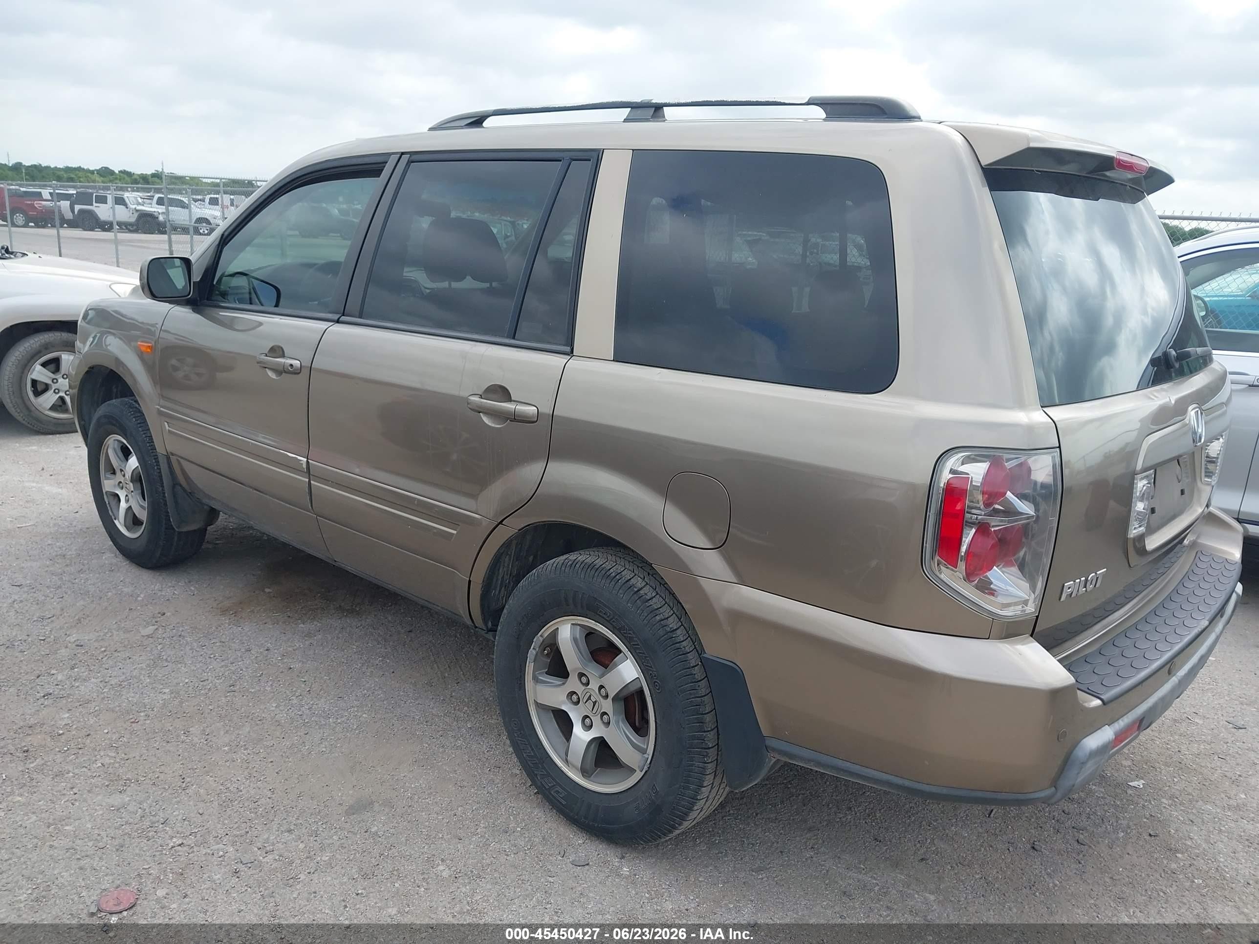 2008 Honda Pilot Ex Gold vin: 5FNYF28418B016838
